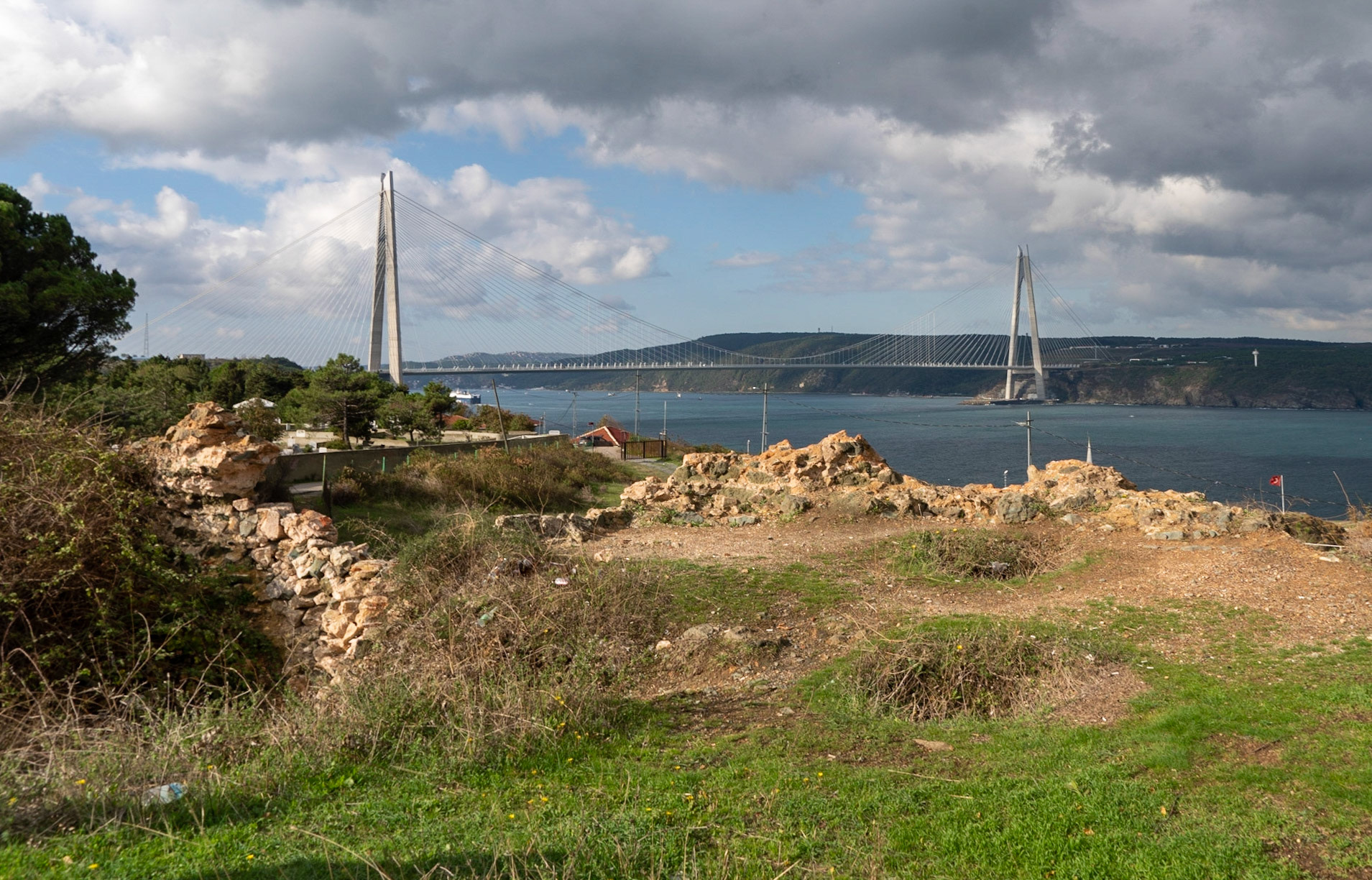 Poyraz fort: looking towards the third bridge from inside the fort