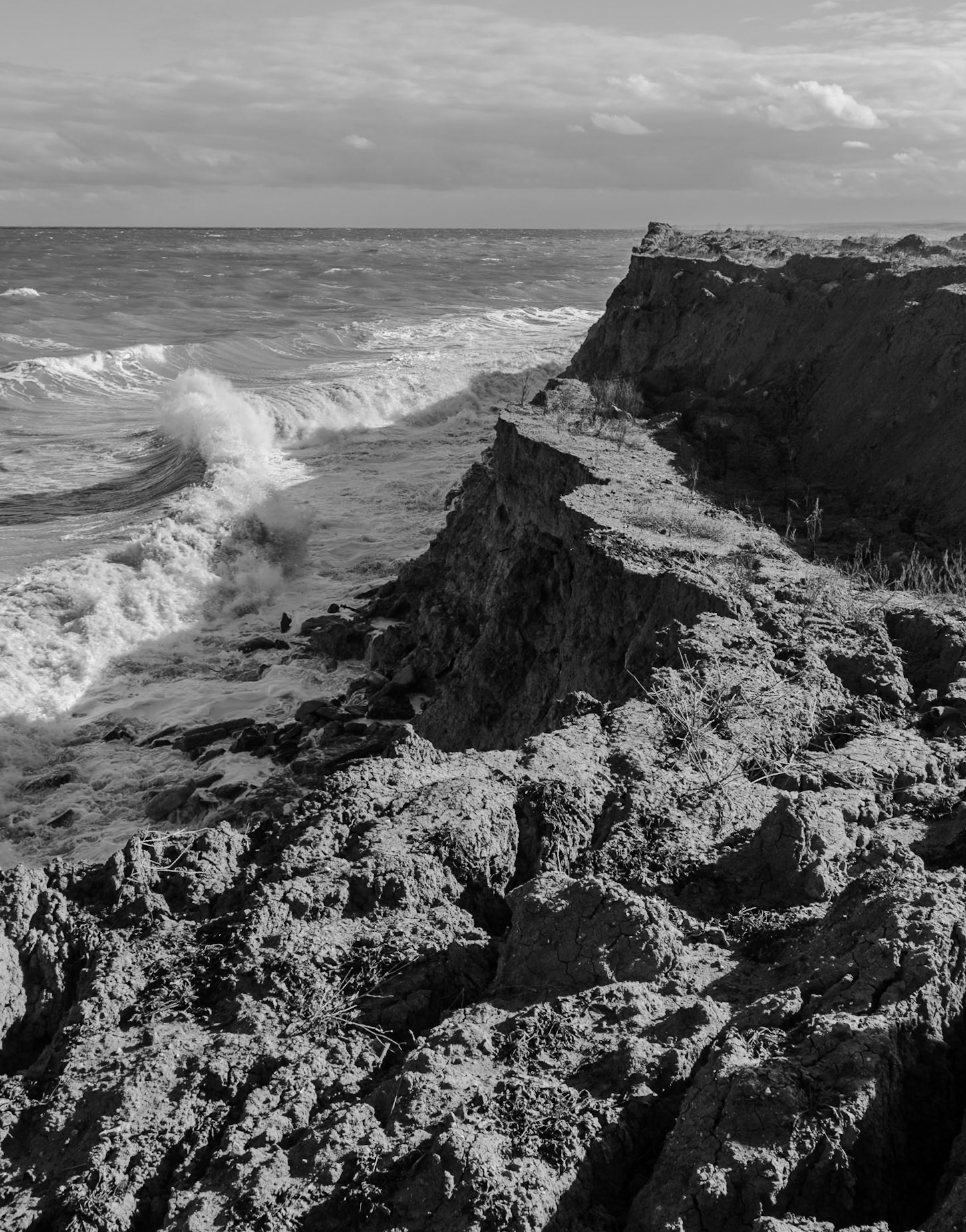 Black Sea coast east of Yeniköy: earth cliffs and sea