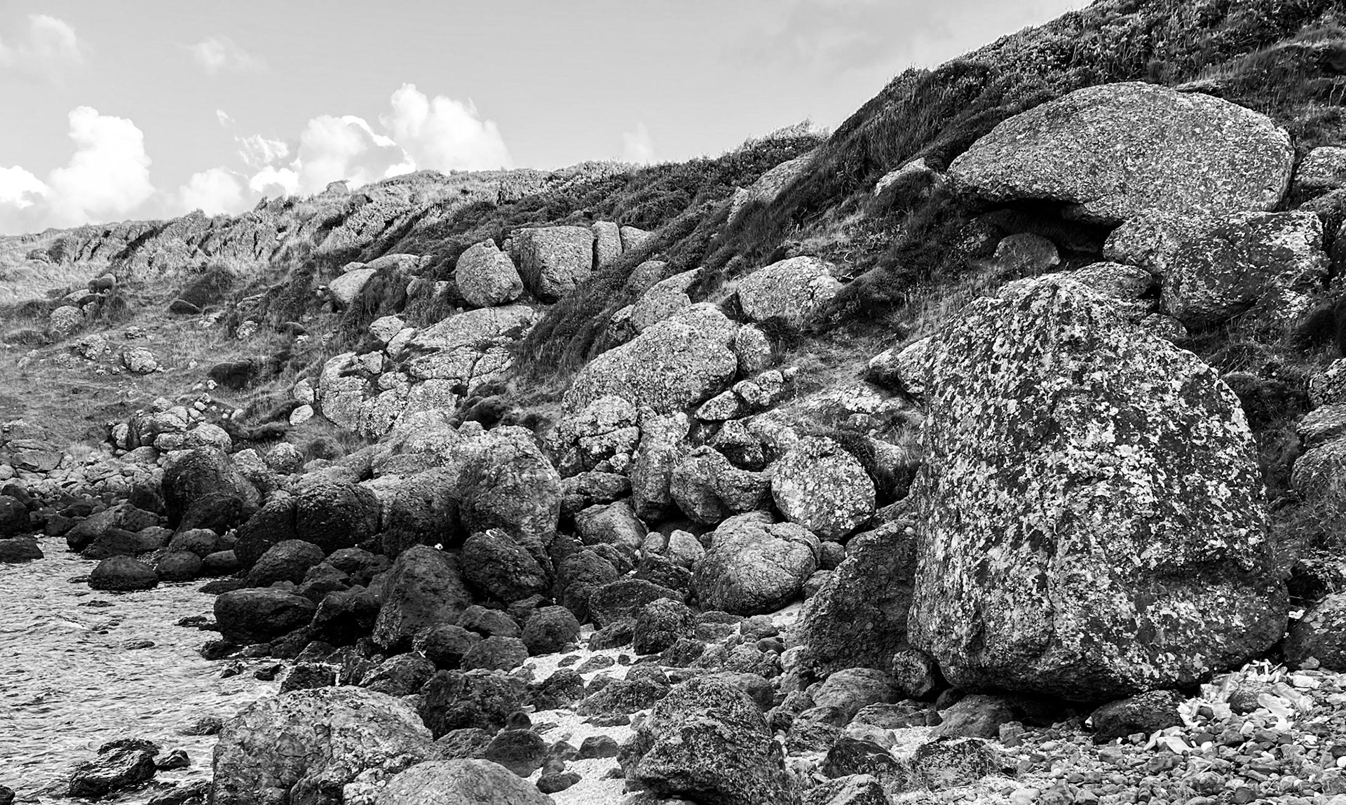 between the English Houses and Riva: rocky shore