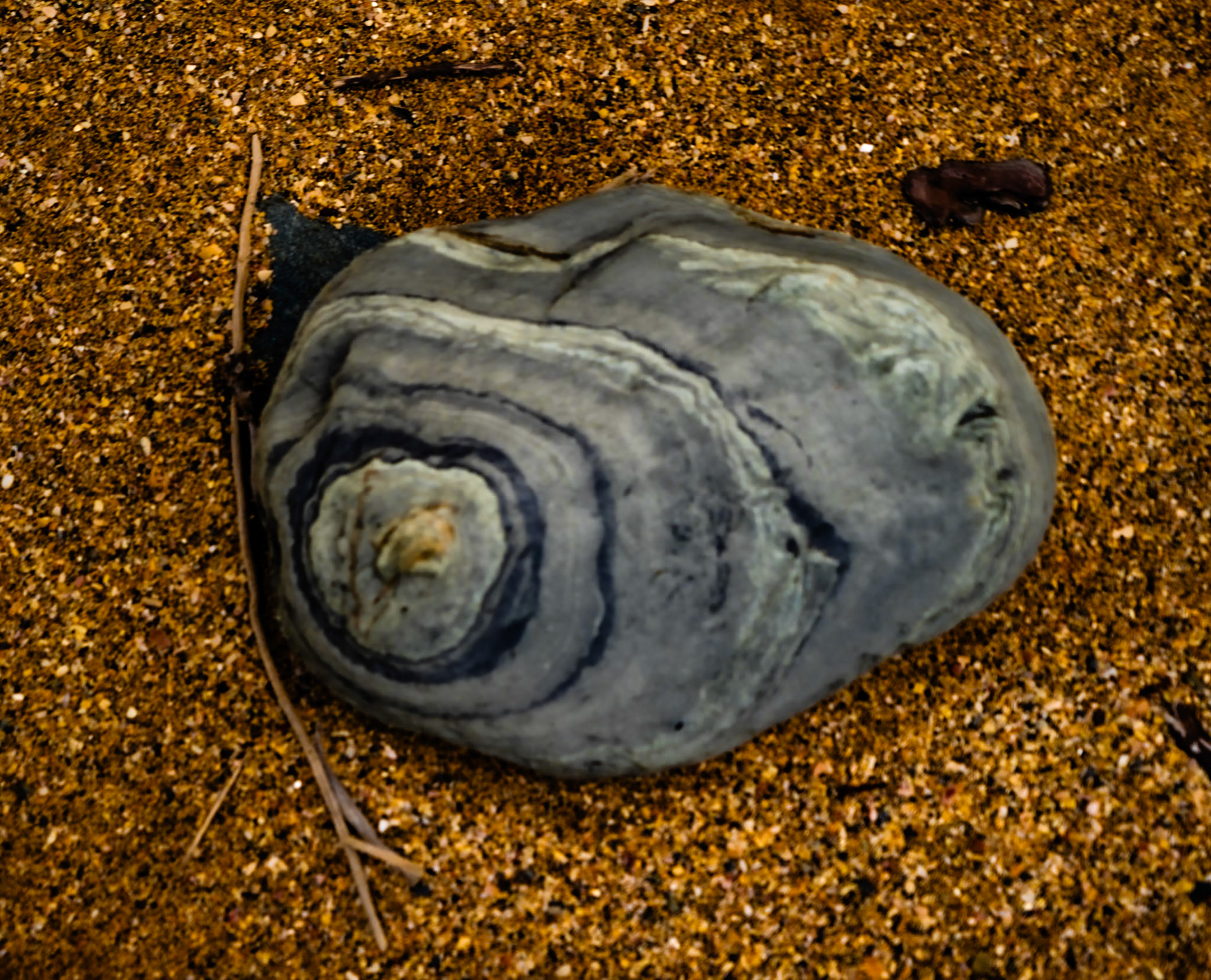 between Yeniköy's active mine and Karaburun: stone