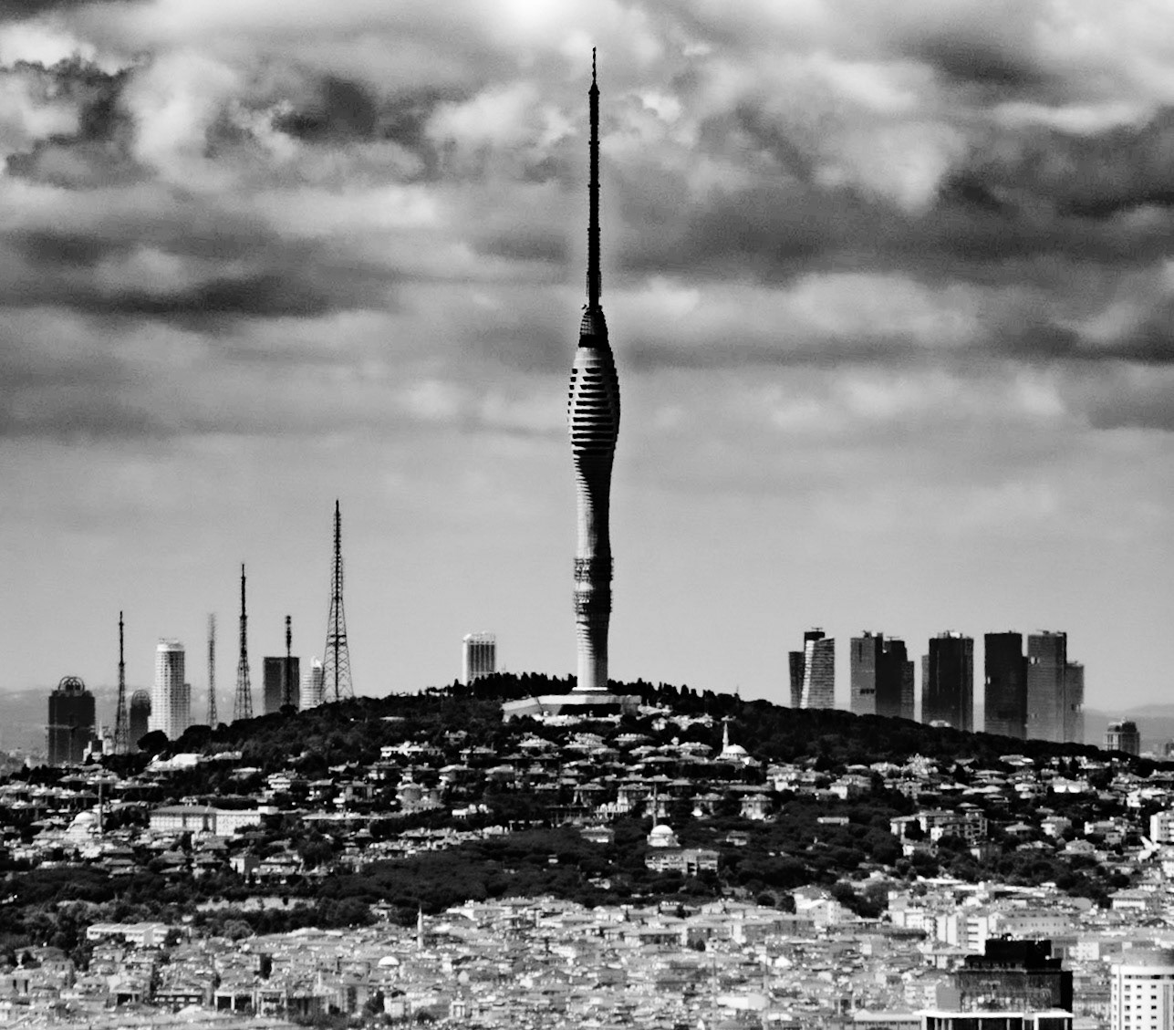 Tekkebayırı tepesi: view west