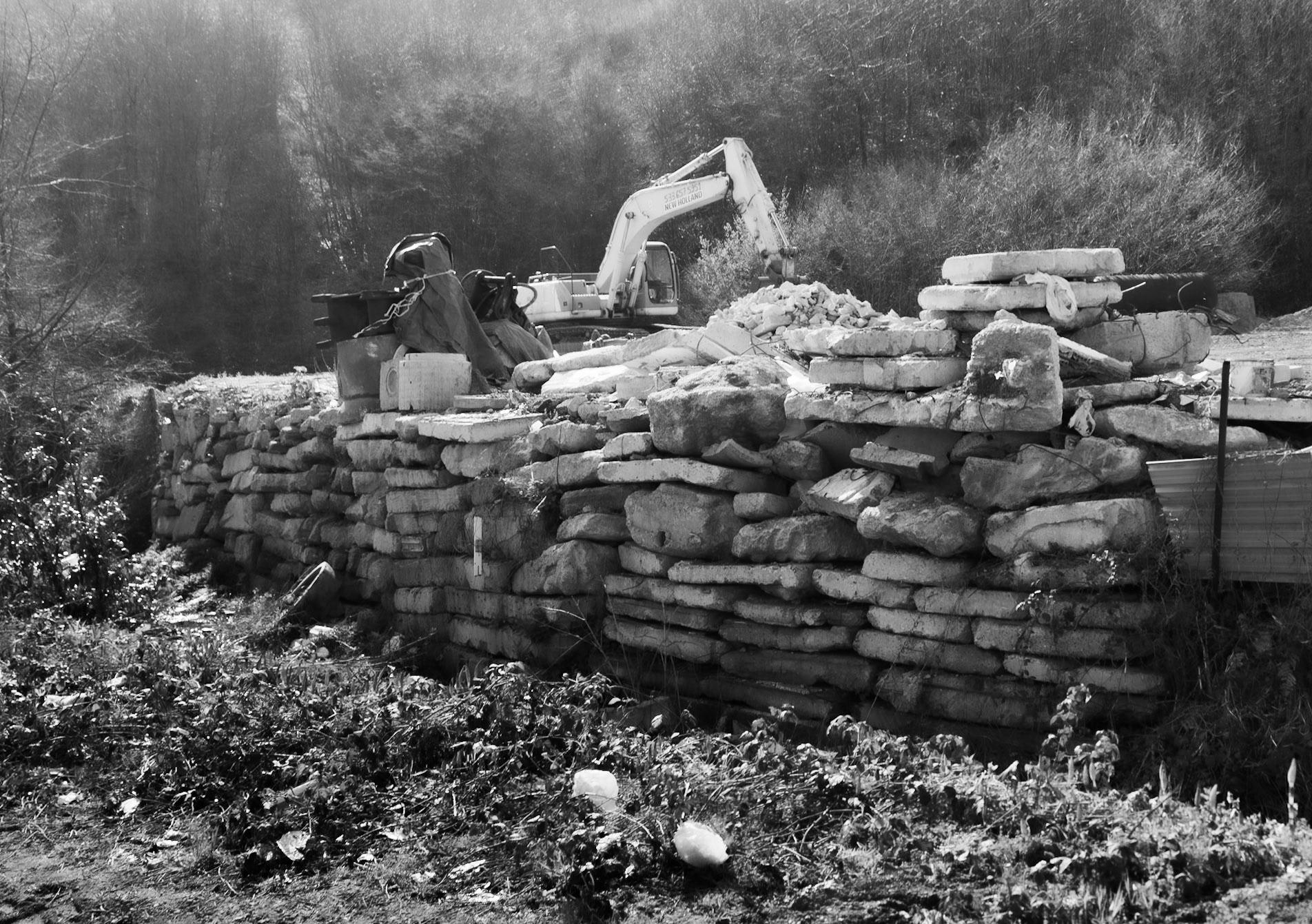 Zerzevat: construction yard