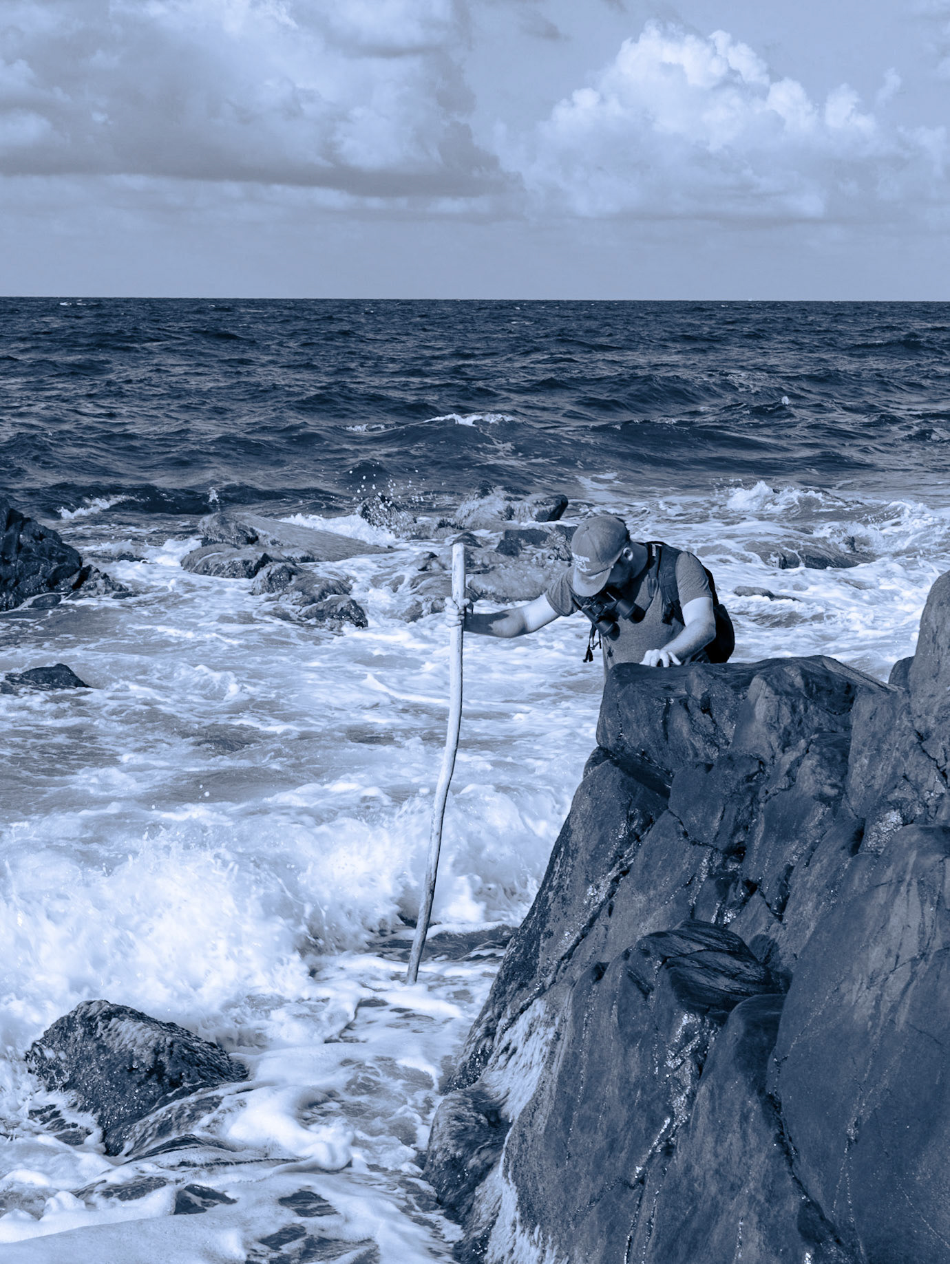 between the 'English' houses and Riva: wading around a headland