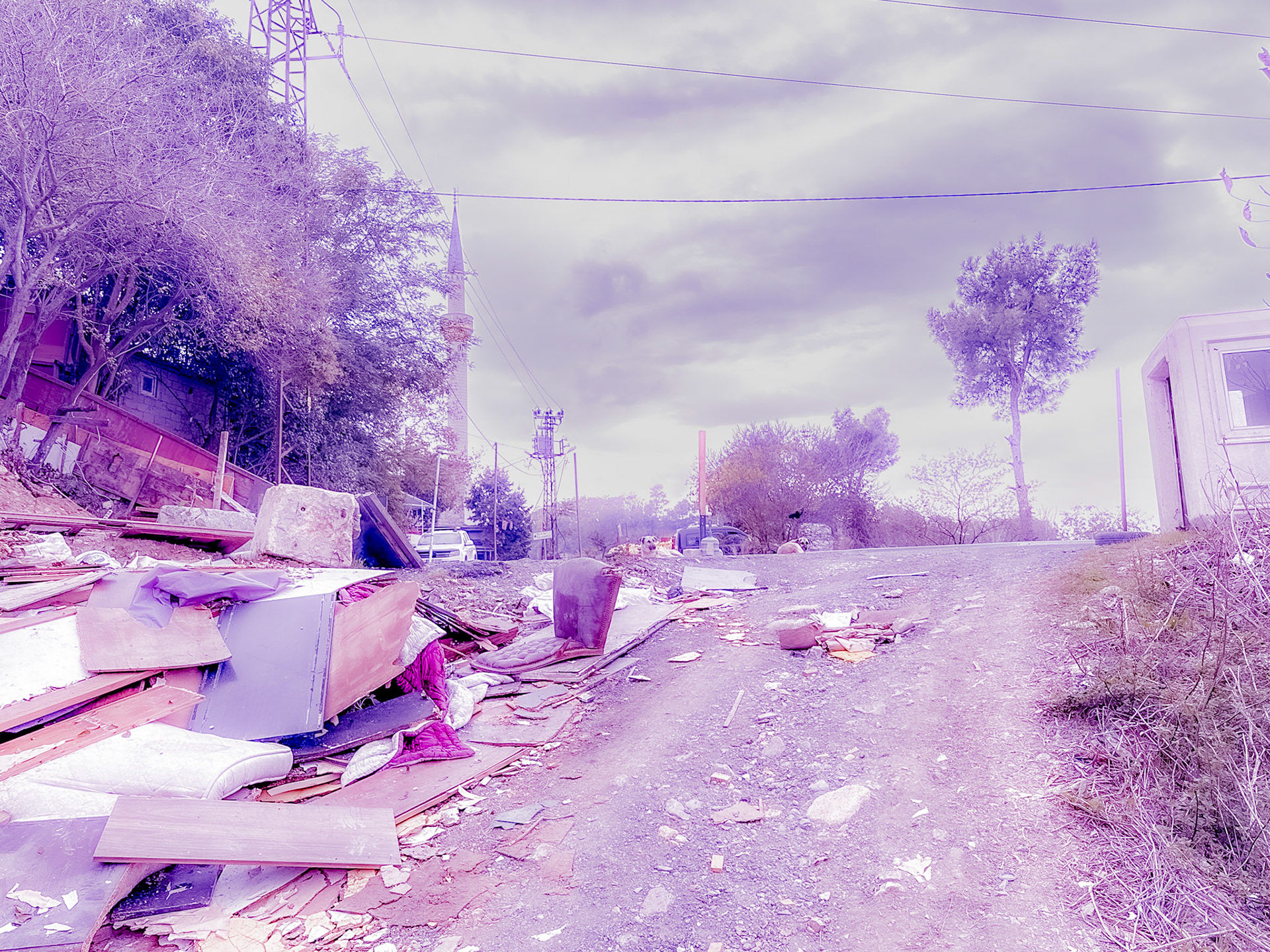 Şamlar: coming into the village from the east