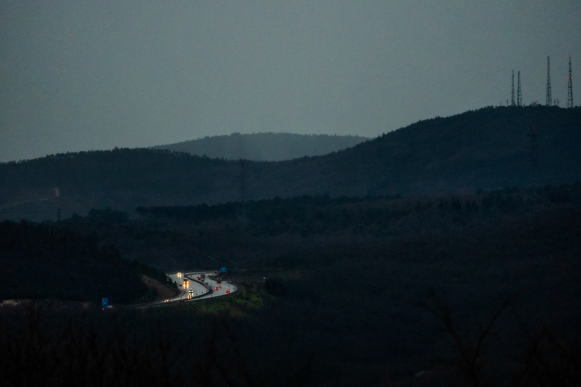 Sırıpınar northwestern woods: distant highway at dusk