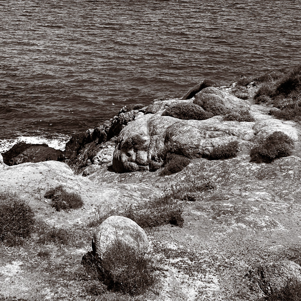 Karaburun basalt rock formations: nobbles