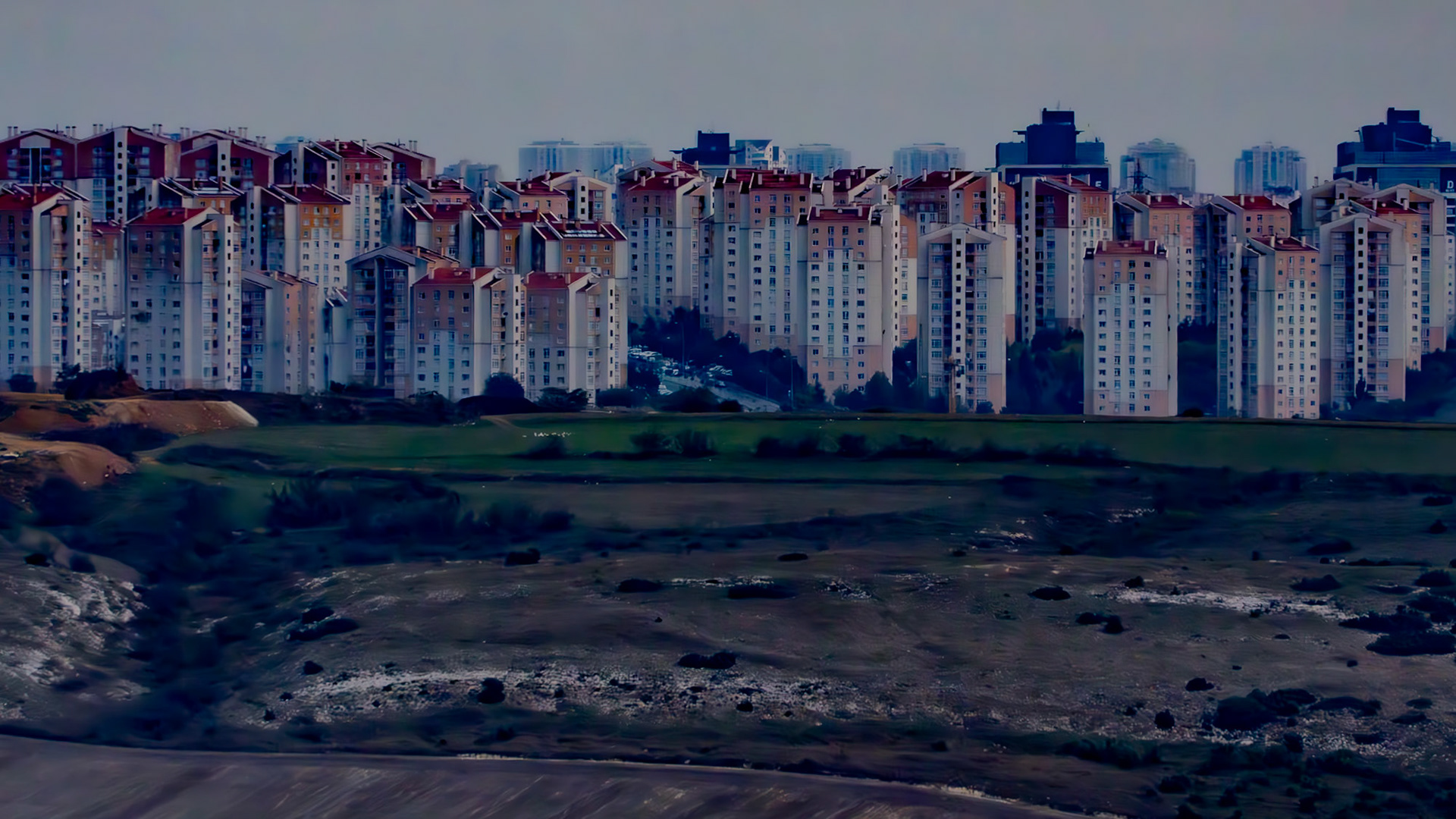 speculators’ crest: TOKİ blocks