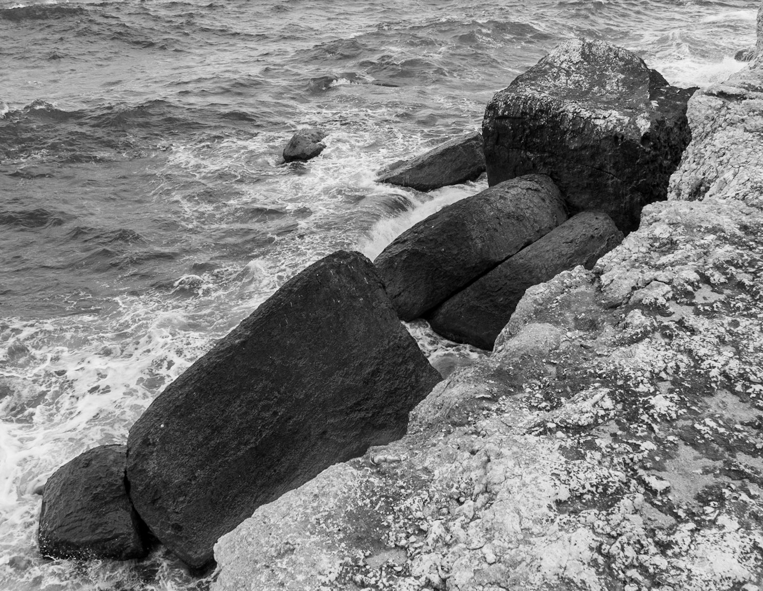 Sahilköy basalt columns: view