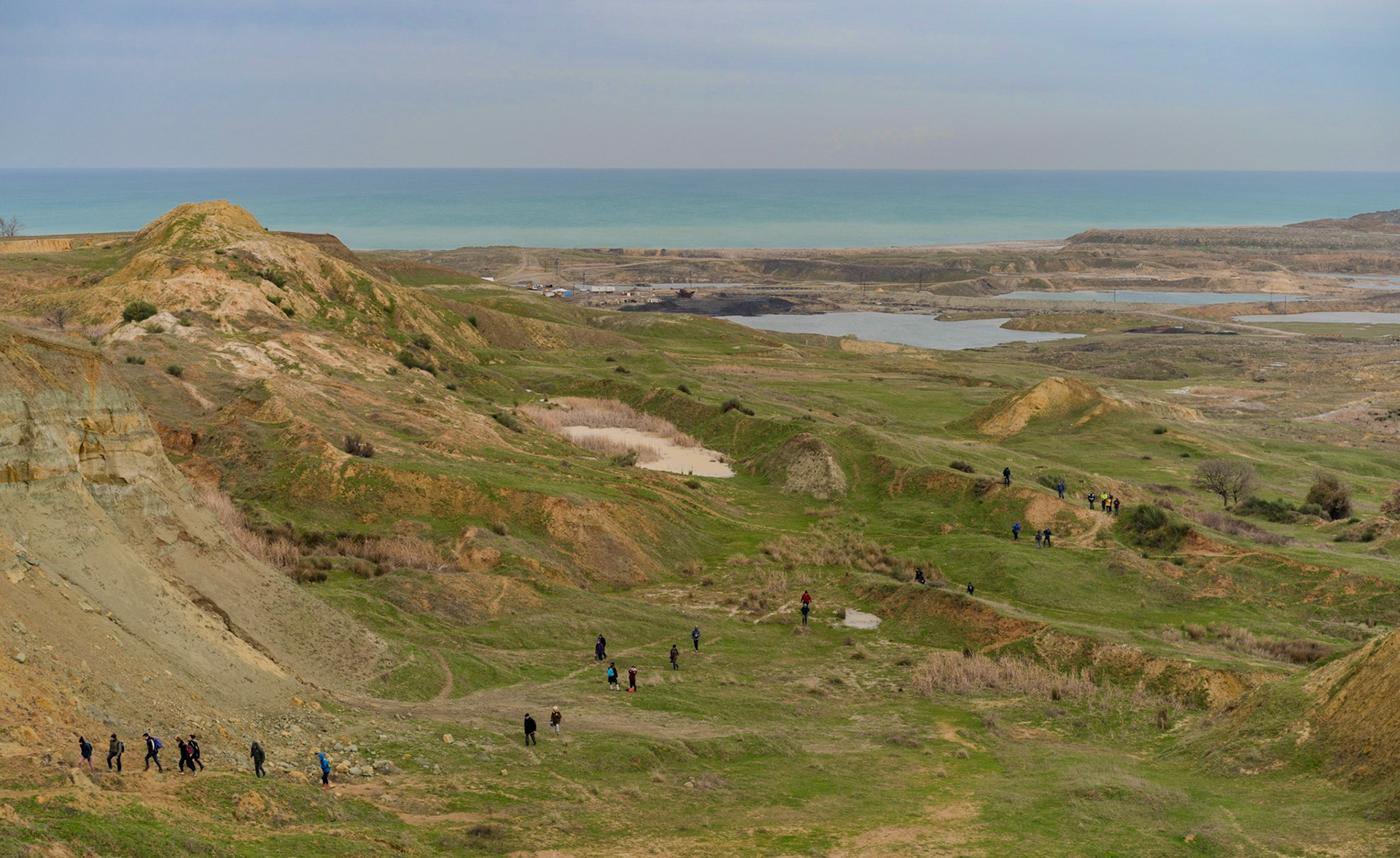 Yeniköy: heading through abandoned opencast mine-workings