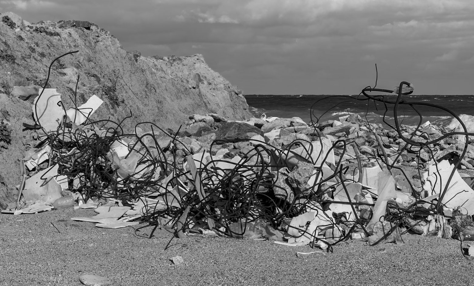 Black Sea coast east of Yeniköy:  exposed ferrous concrete reinforcments