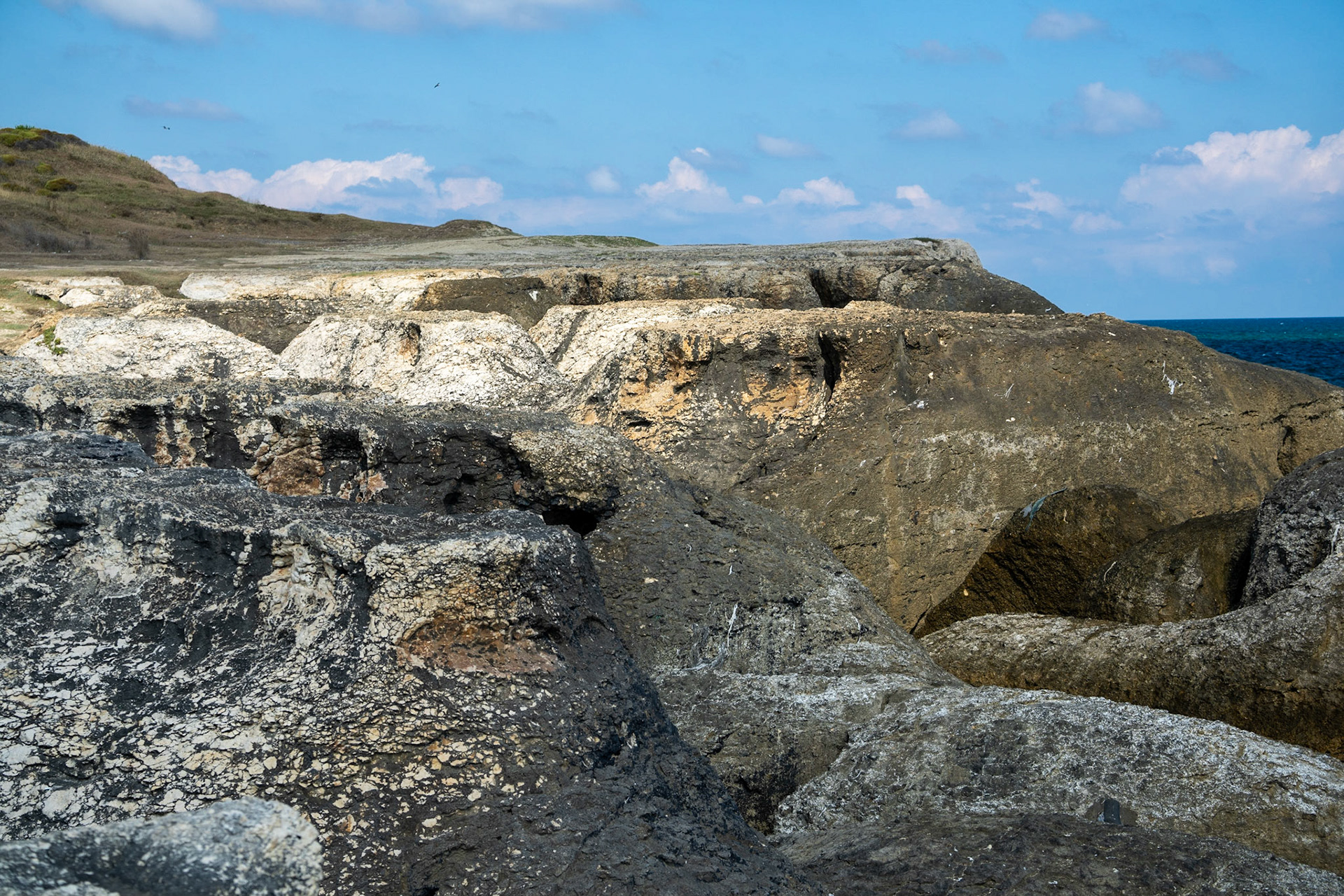 Sahilköy basalt rock formation: view looking west