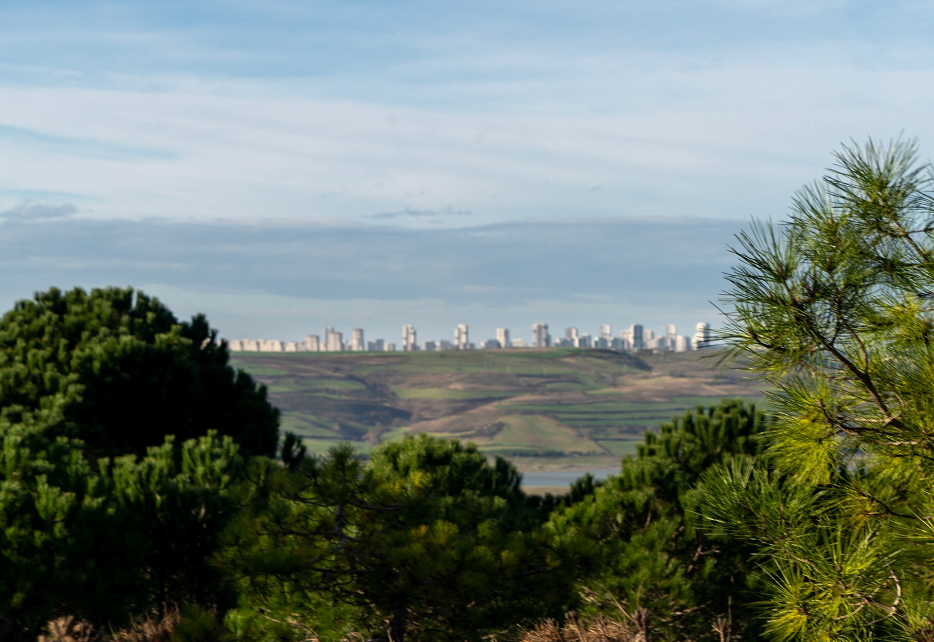 between upper Şamlar and Şamlar village: view west towards Hadımköy (I think)