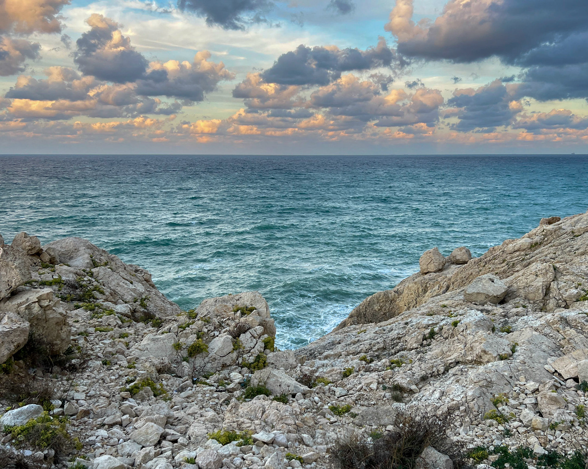 Karaburun promontory: sea and rock