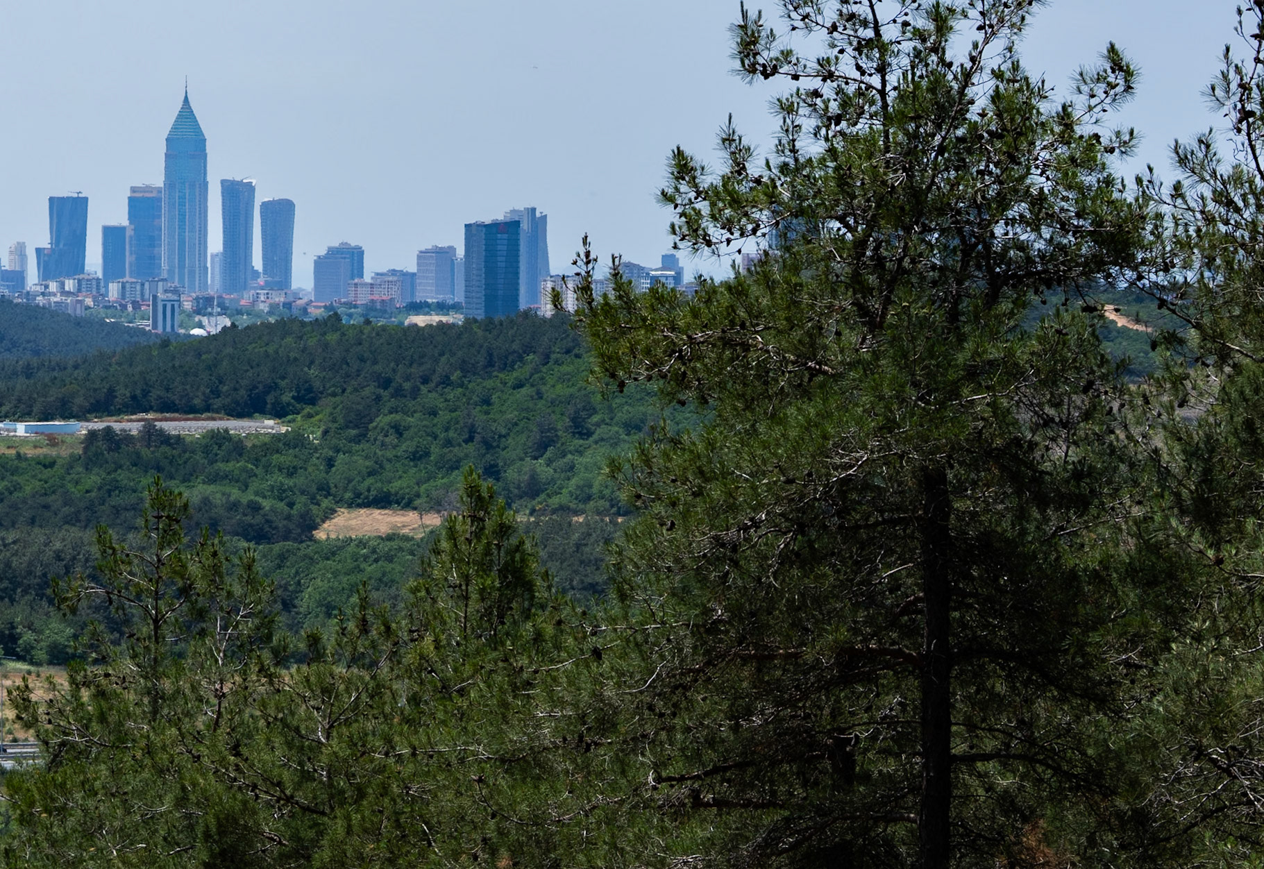 Baklacı southern hill: view of the city
