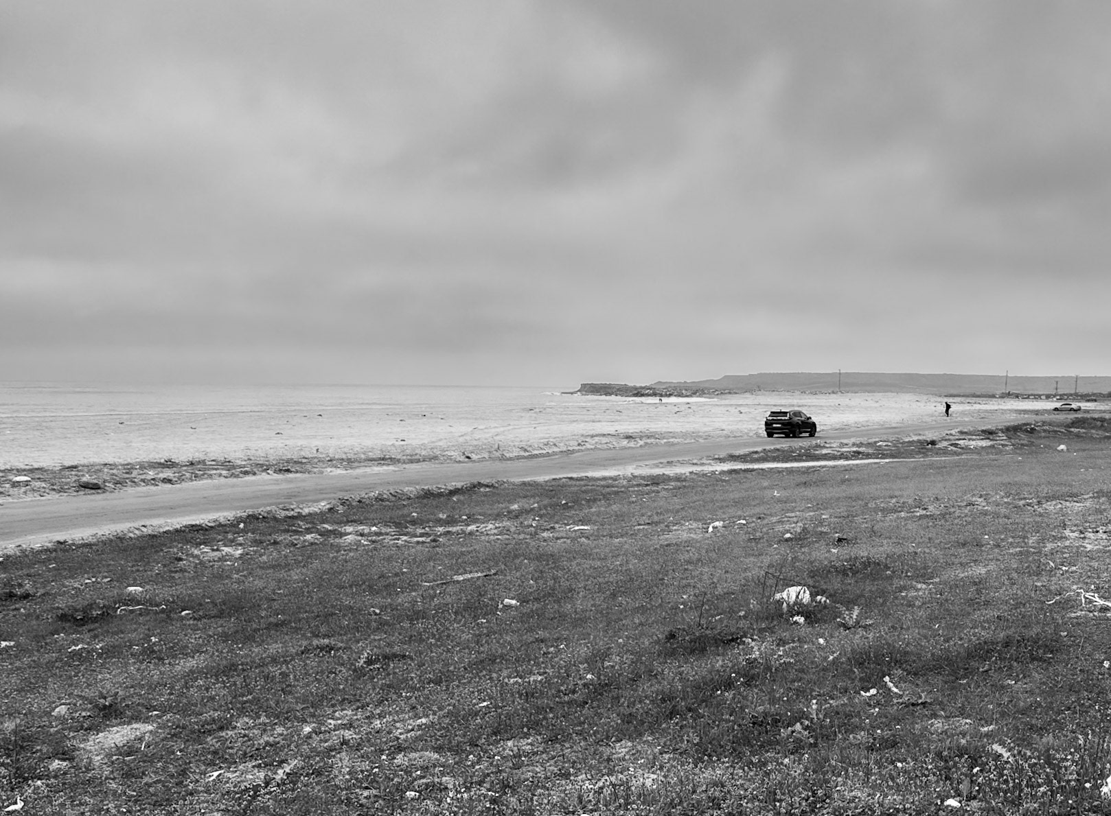 Yeniköy: bleak strand