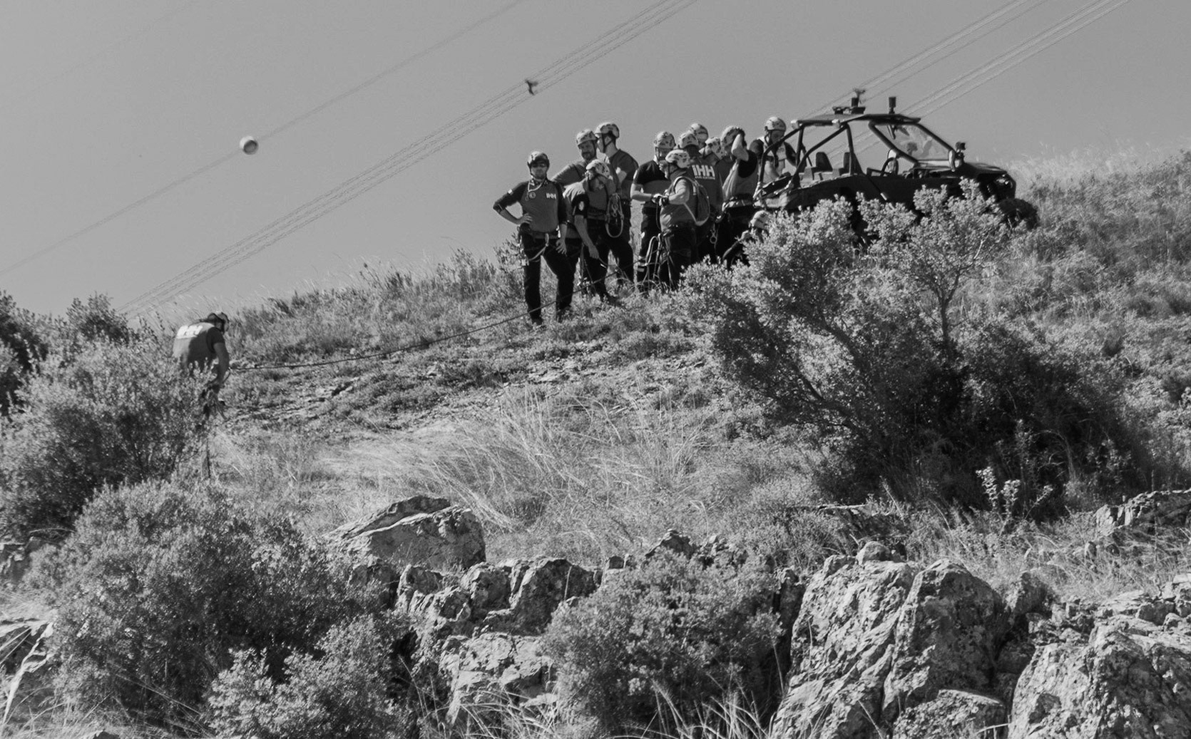 Paşaköy gorge: the IHH come to rescue us (actually to shout yasak at us)