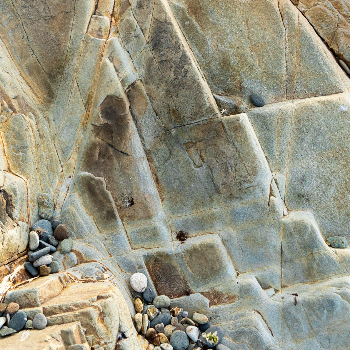 between the 'English' houses and Riva: rock formation