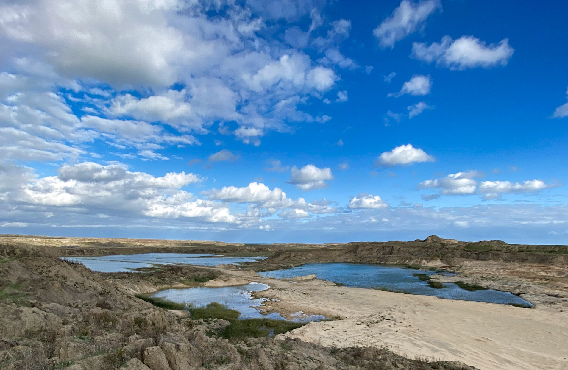 heading west from Akpınar: ponds