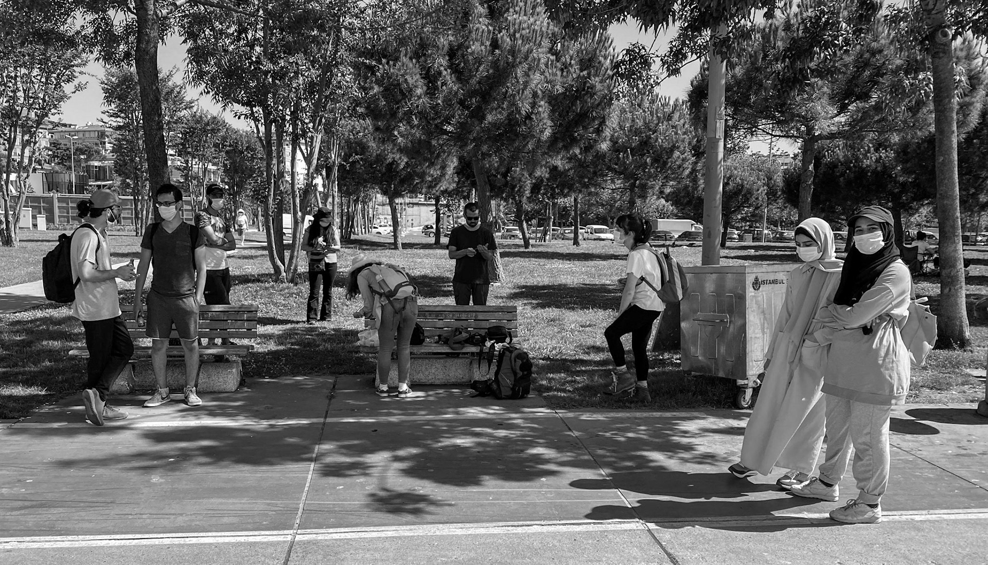 Küçükyalı: on the strand
