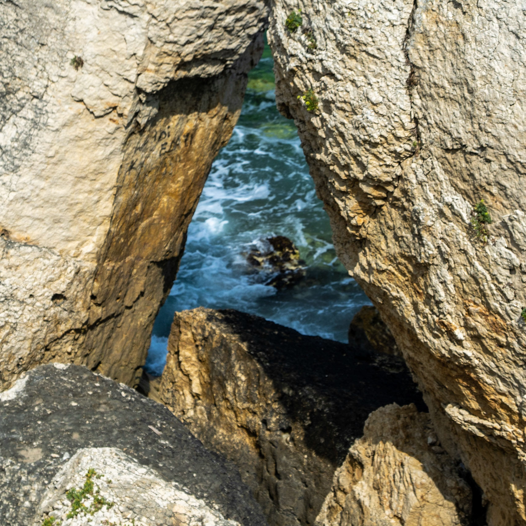 Sahilköy basalt rock formation: gateway to the sea