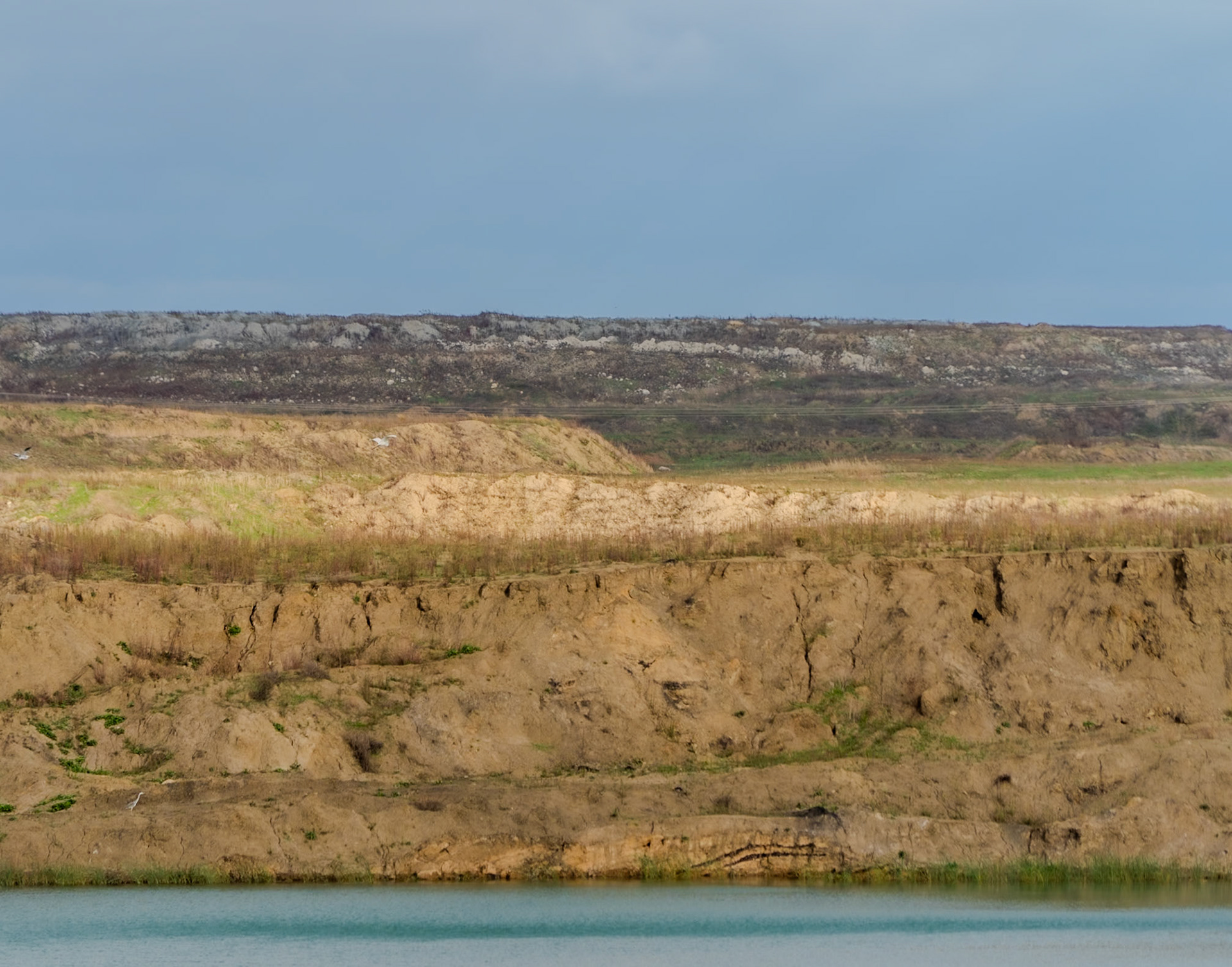 heading west from Akpınar: nearly barren former mining land