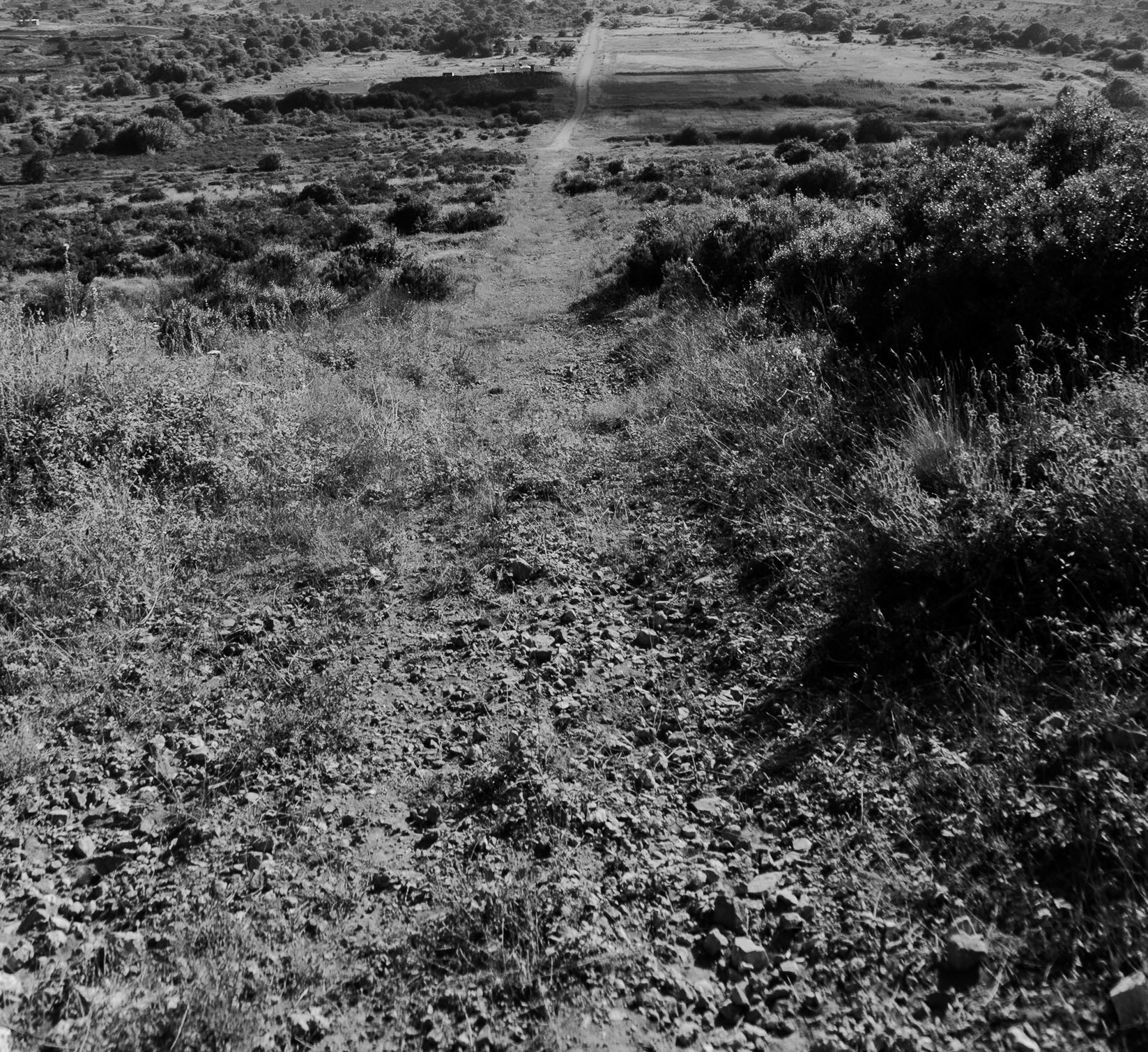 Ortadaǧ large hill: the path to the top