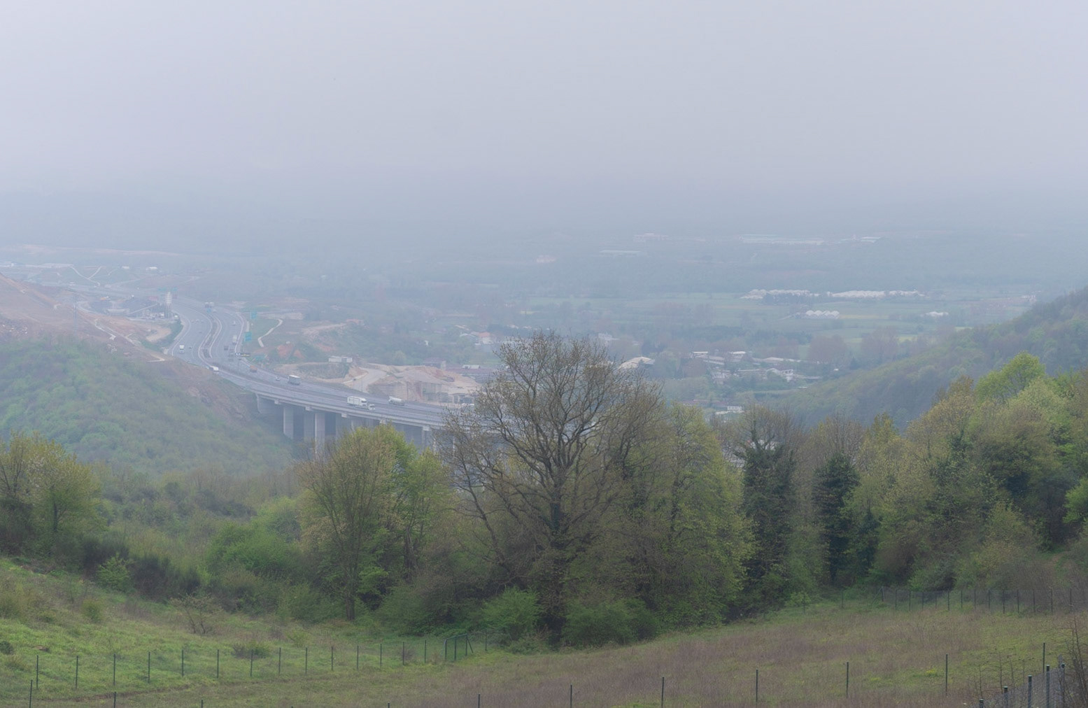 between Bozhane and Kılıçlı Köyü: motorway view