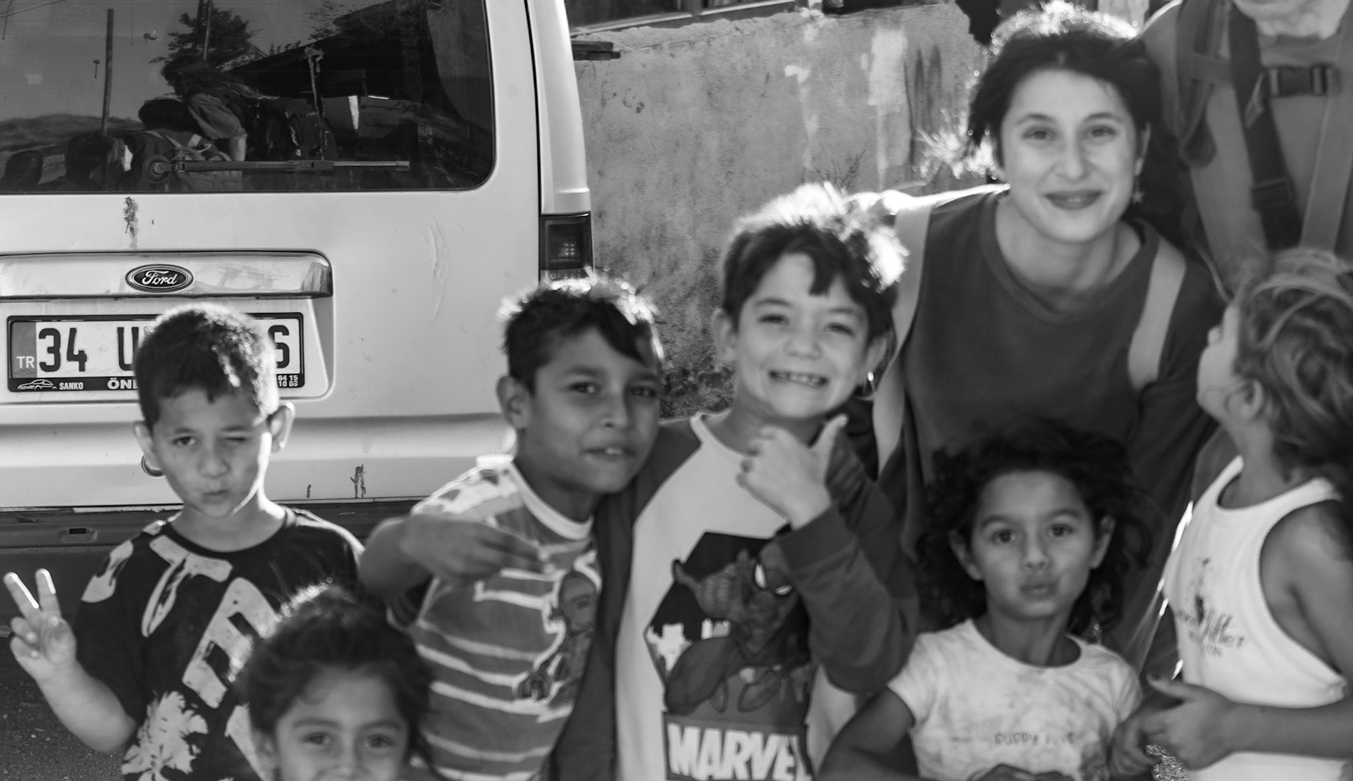 Karşıtepe: Defne and a group of Roma children (photo taken by a Roma boy)