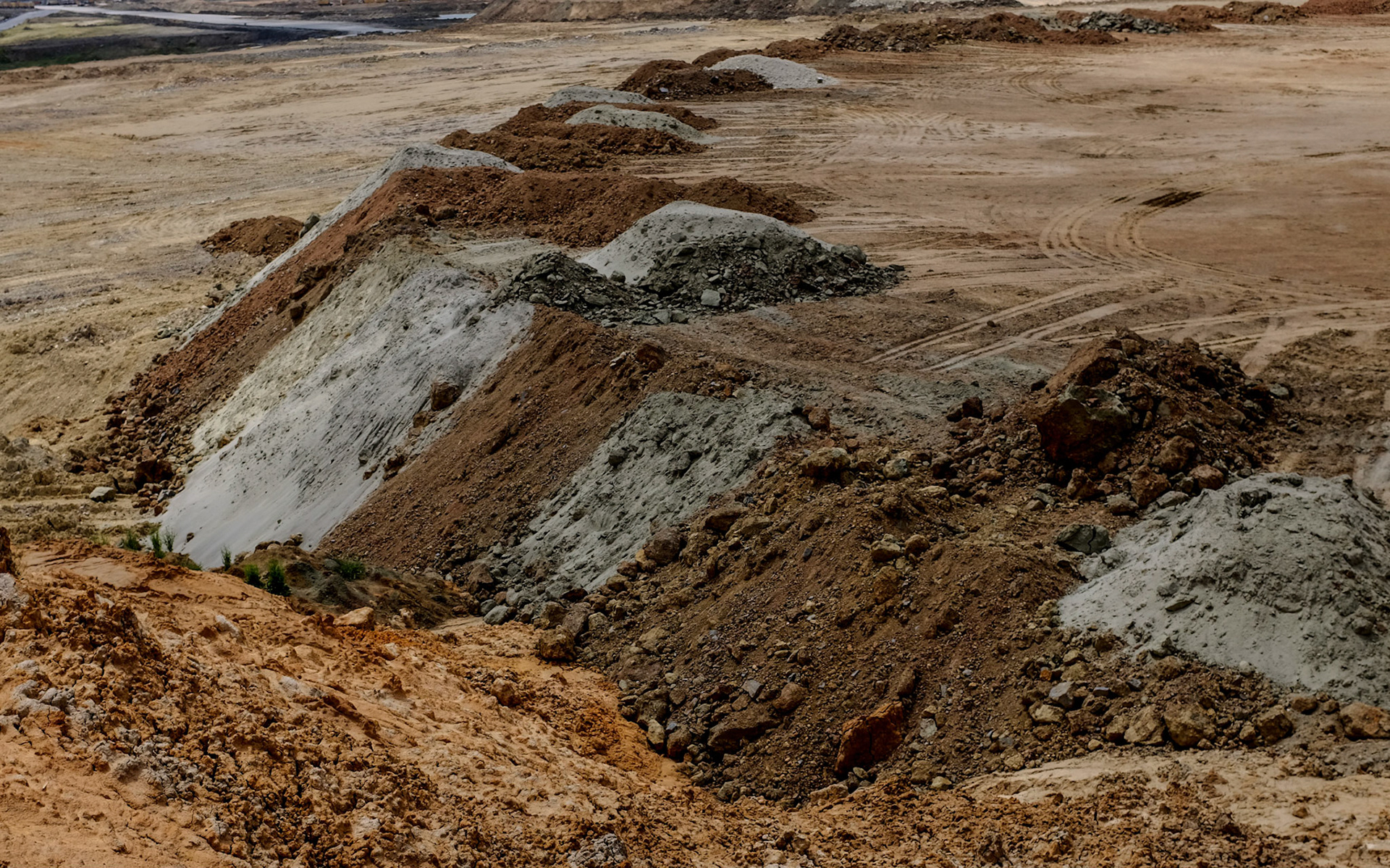 Yeniköy: Istanbul Airport under construction where once there were abandoned opencast mine-workings