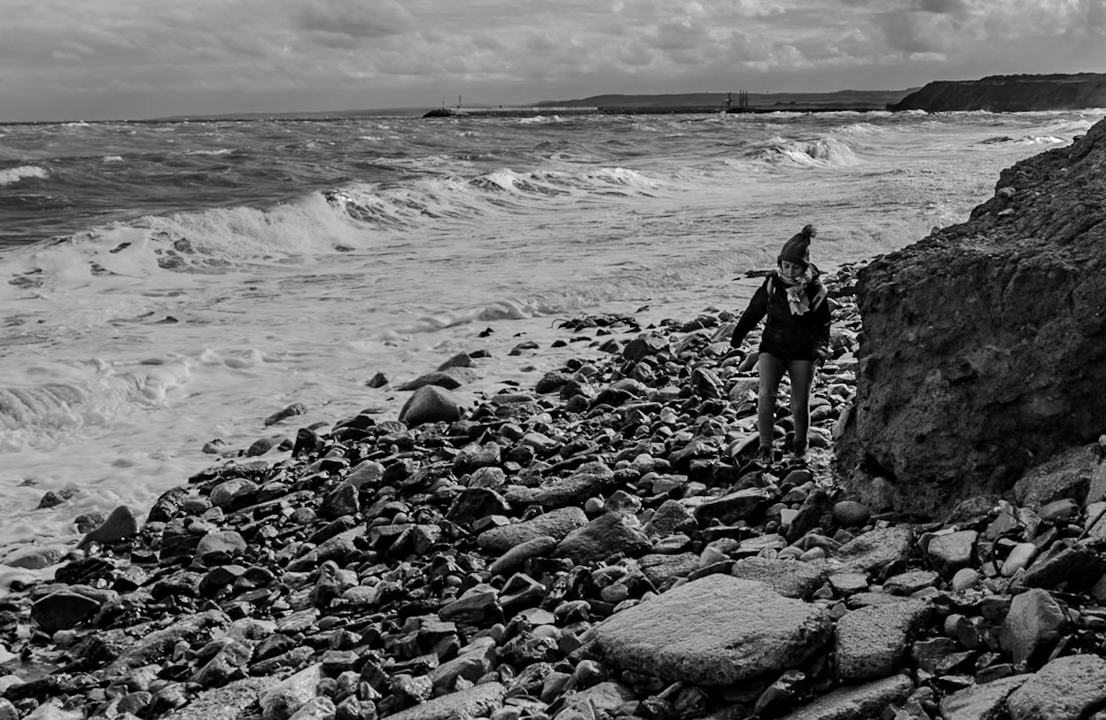 Black Sea coast east of Yeniköy: Tuǧba and narrow stony foreshore