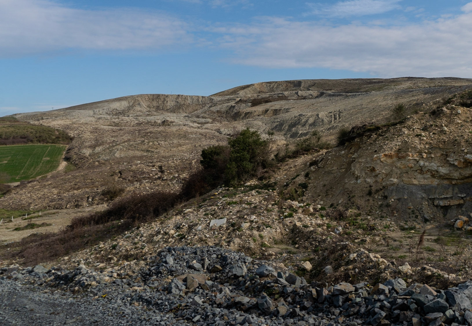 between Baklalı and Snowdrop Woods: denuded landscape as a result of motorway building