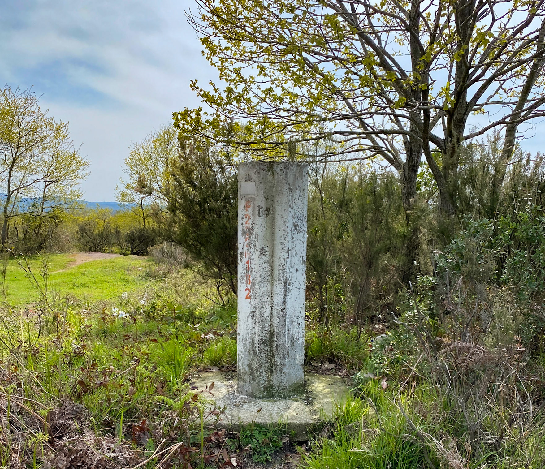 between Deǧirmen’s western tributary stream valley and Kozlu stream valley: trig point