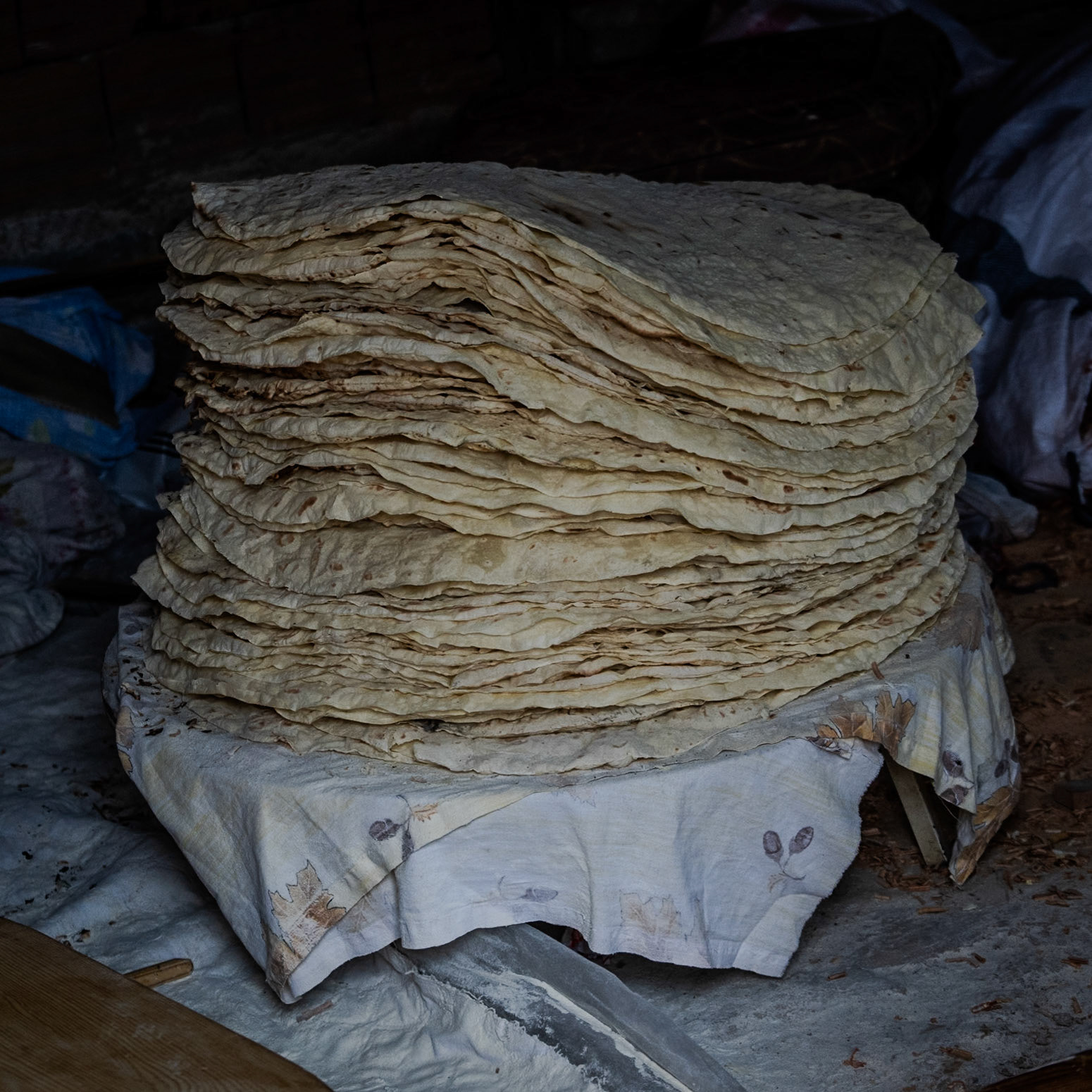 Tahtakale: Anatolian chapatis (yufka ekmeği)