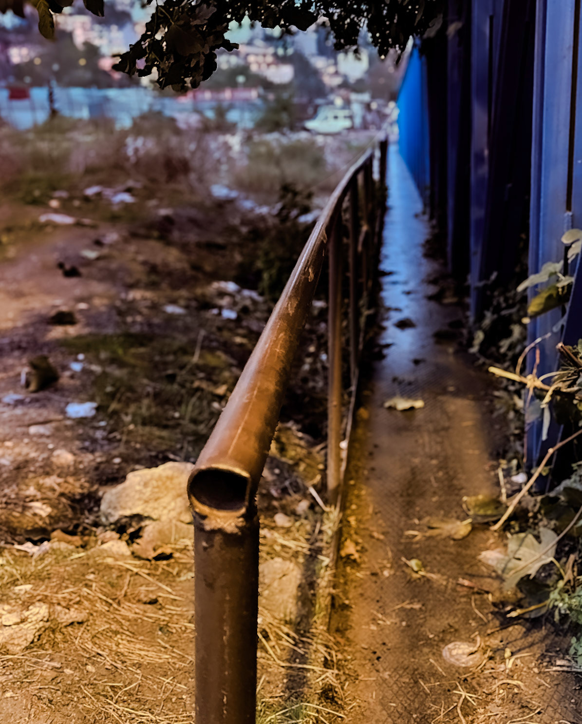 Altınşehir: the aqueduct next to Odabaşı Ottoman bridge