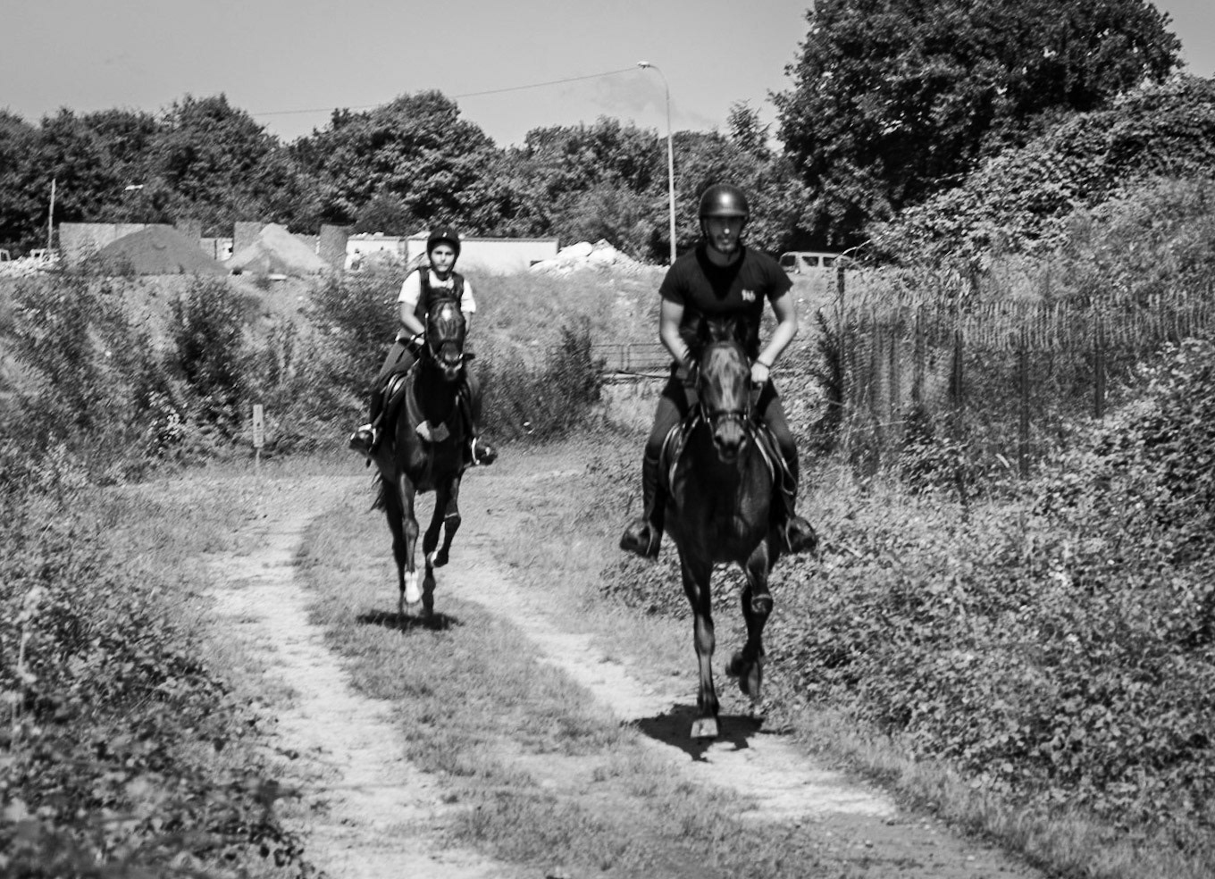 Çayǧız Deresi: horse-riders
