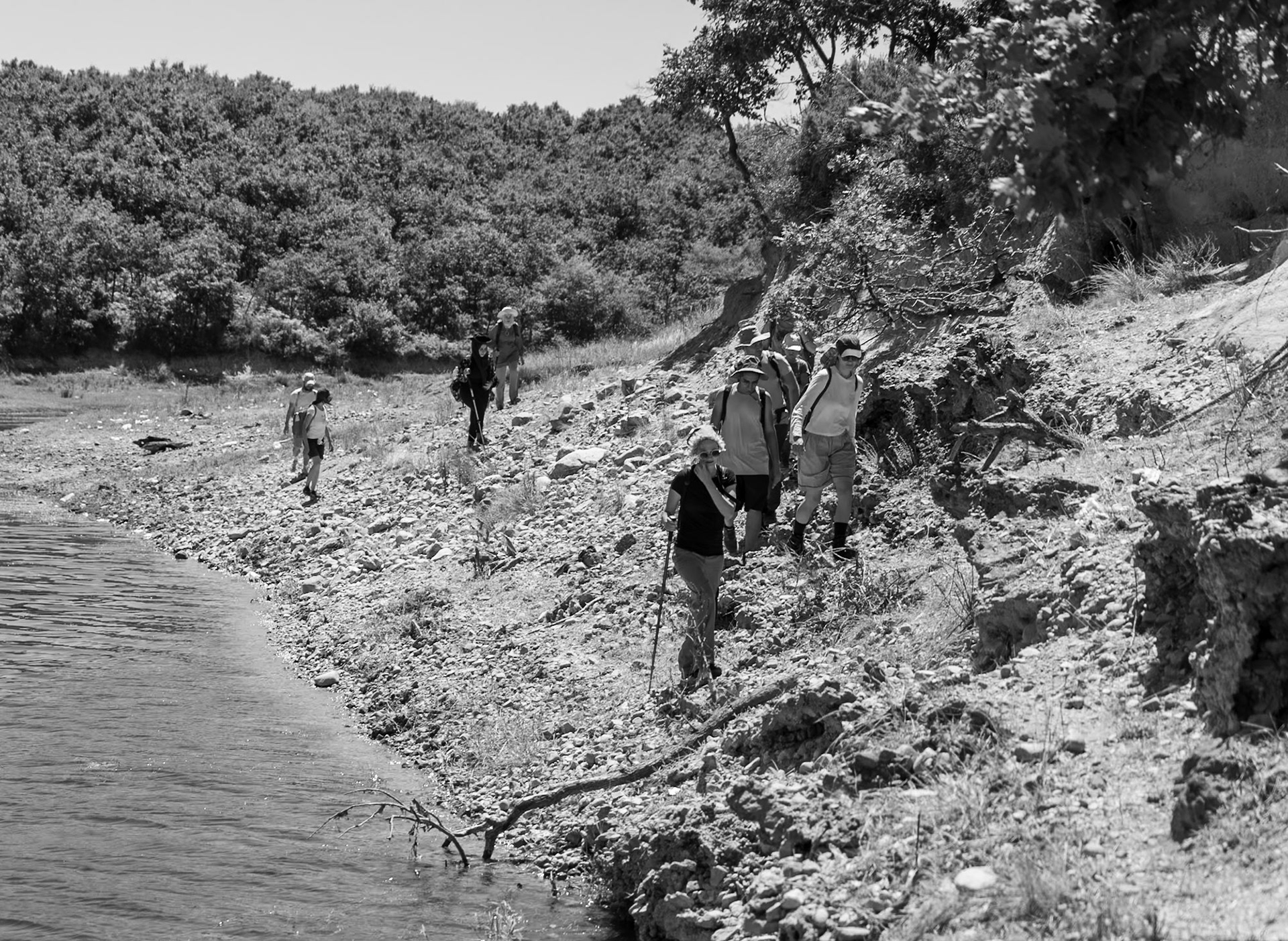 Ömerli shoreline walk: headling north