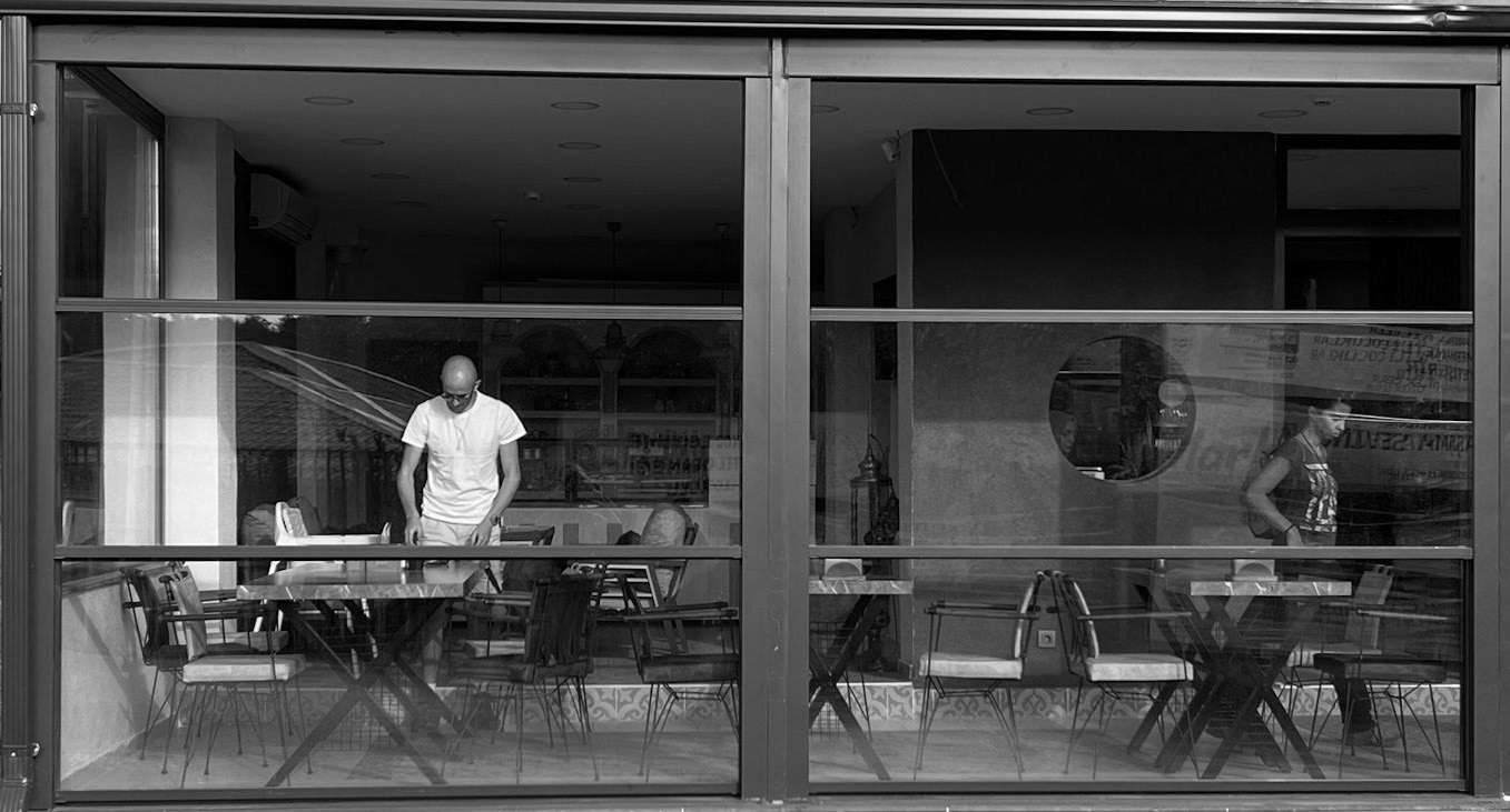 Zerzevat: Mohamed and Imene in the bistro