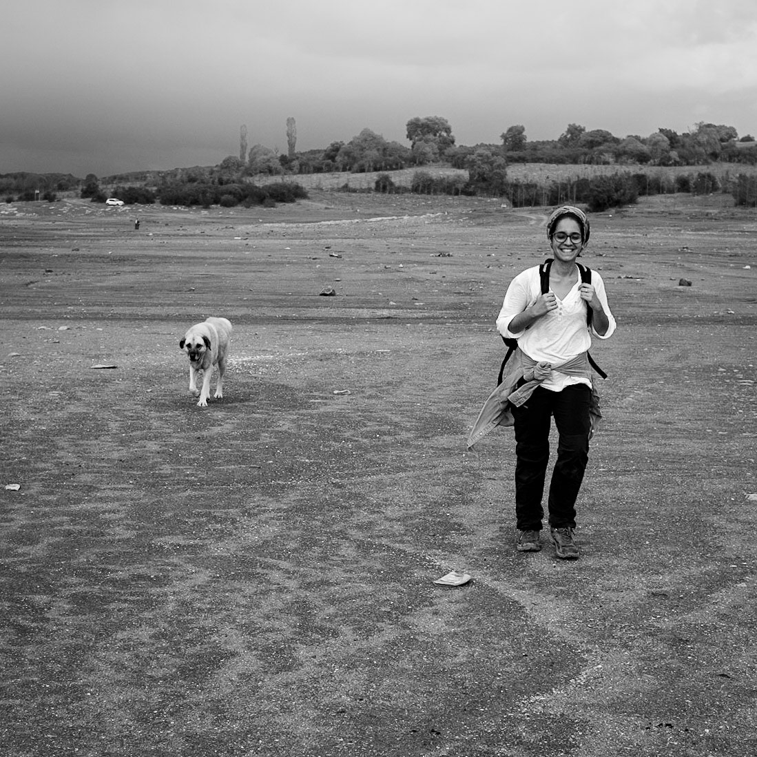 Ömerli reservoir: Fatemah and a very short-term day-dog