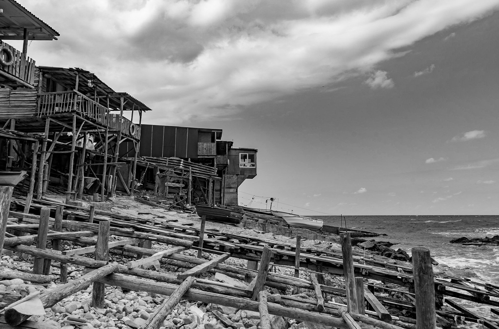 Kurna fishing hamlet: view looking west