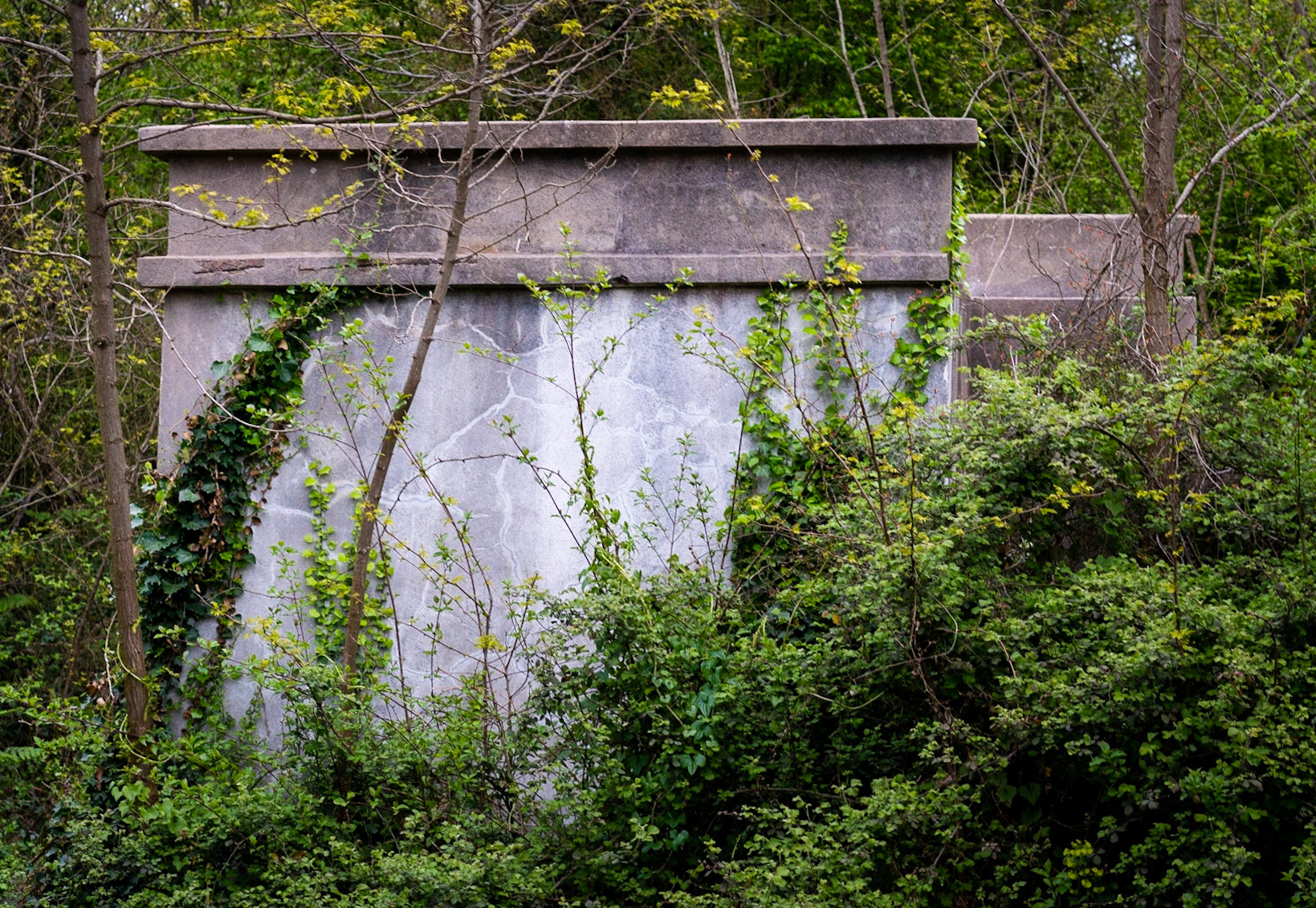 Kılıçlı Köyü: former military buildings perhaps