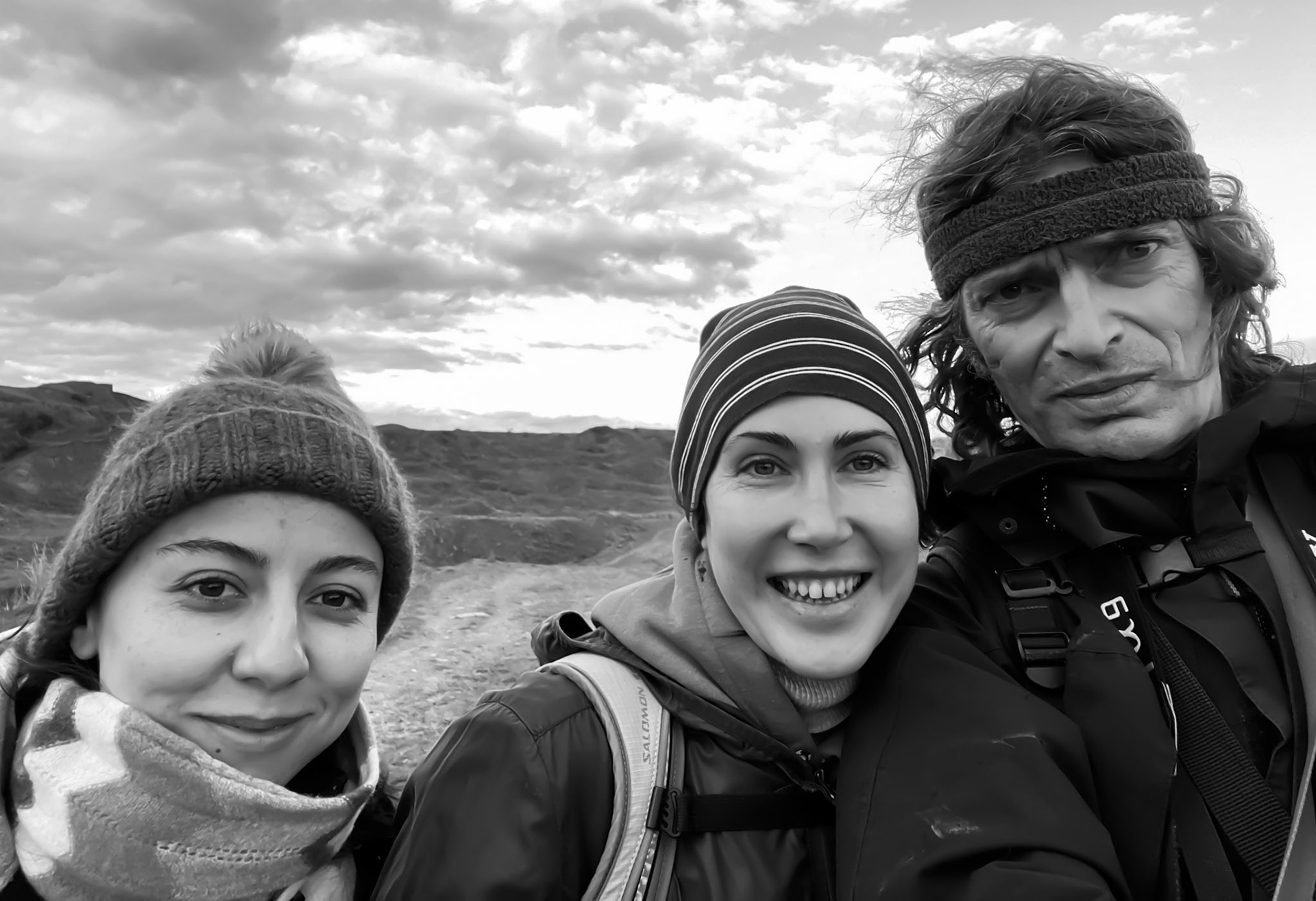 heading west from Akpınar: today's hikers and guide