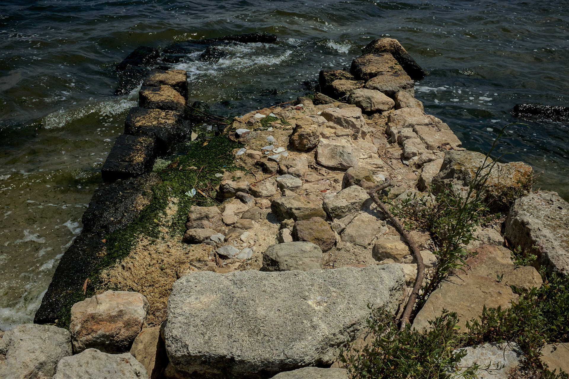 Bathonea south: an ancient jetty