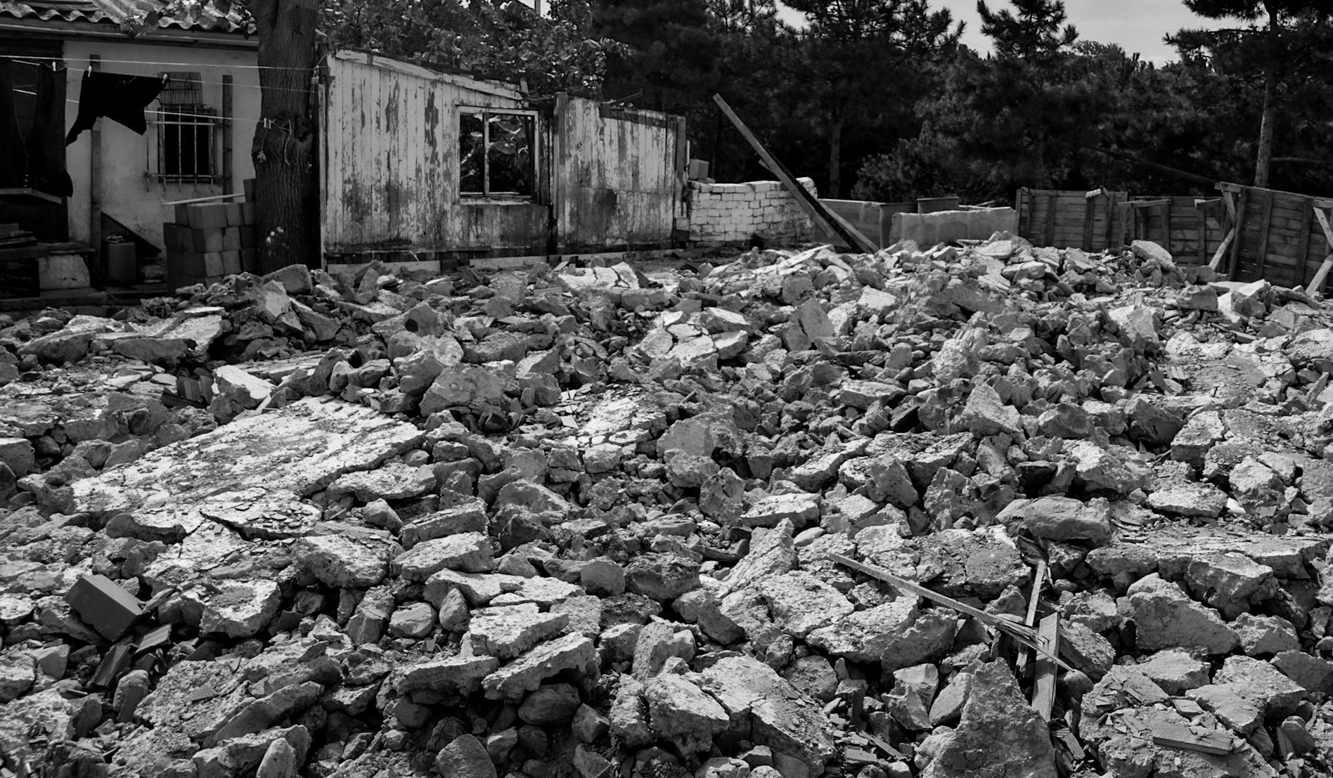 Gazi: rubble