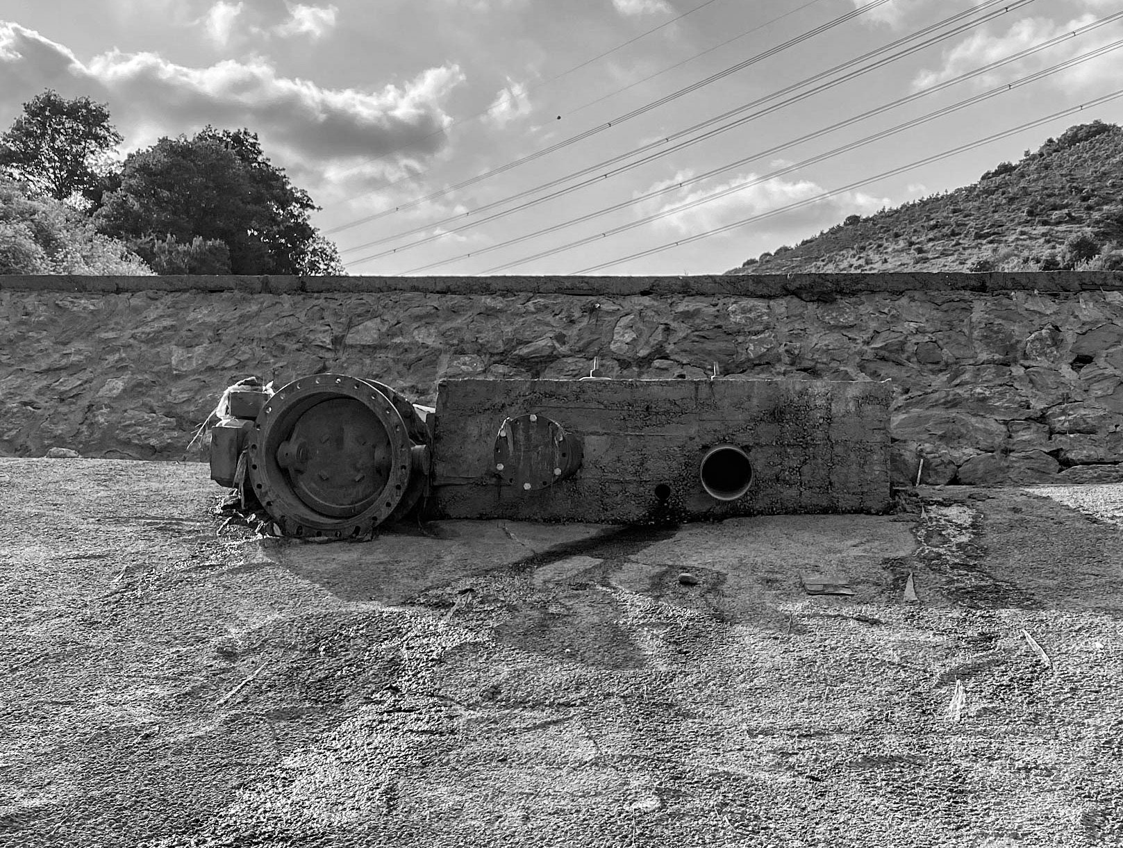 Paşaköy weir: pipes