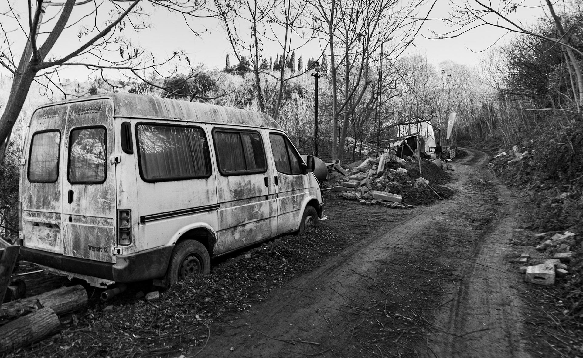 Şamlar: village track