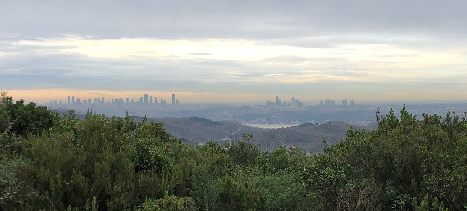 between the Acaristanbul Wall and Akbaba Hill: a view of Maslak &amp; a glimpse of the Bosphorus