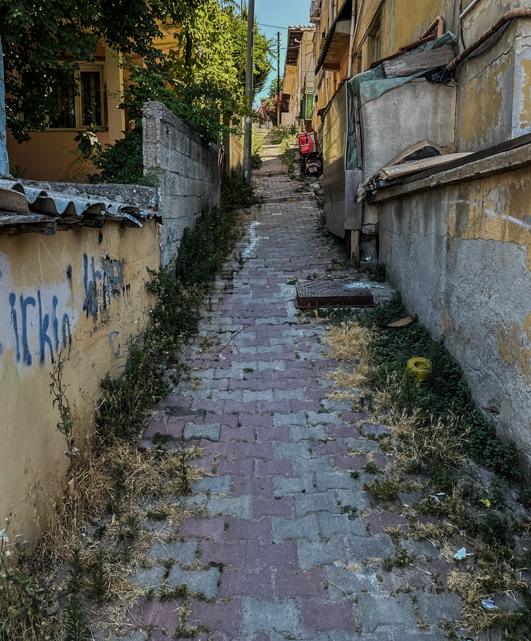 Küçükçekmece: a gecekondo alley