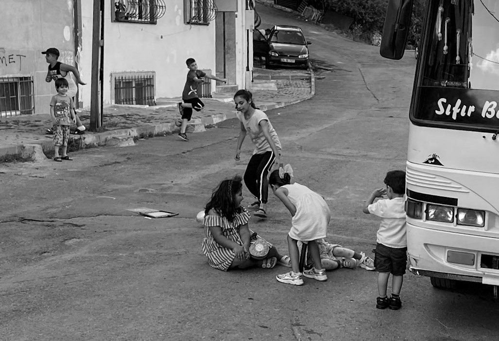 Akşemsettin: kids at play