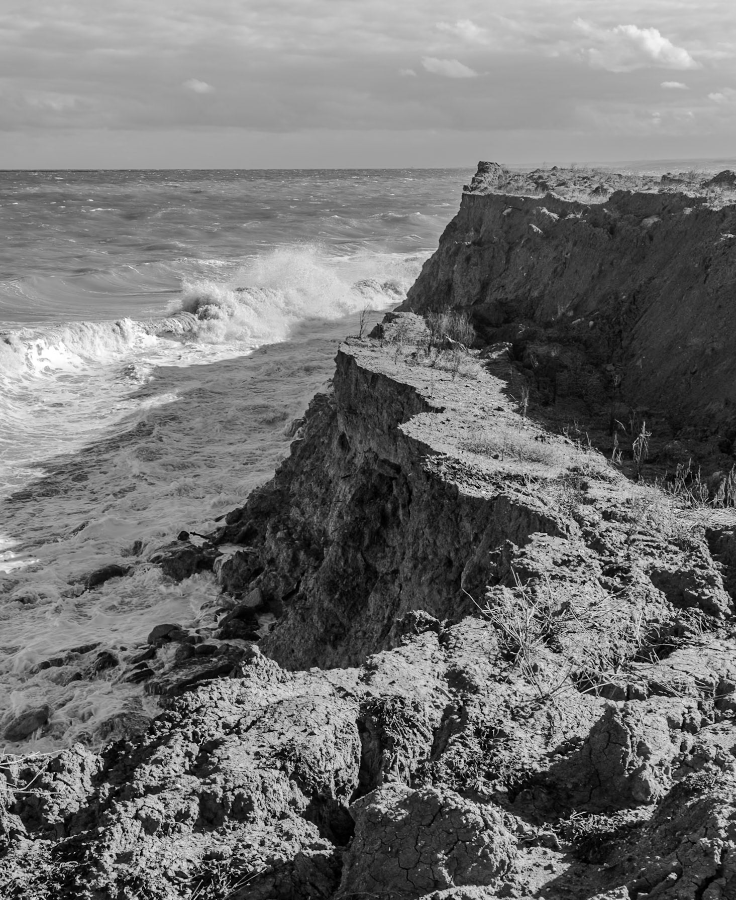 Black Sea coast east of Yeniköy: earth cliffs and sea