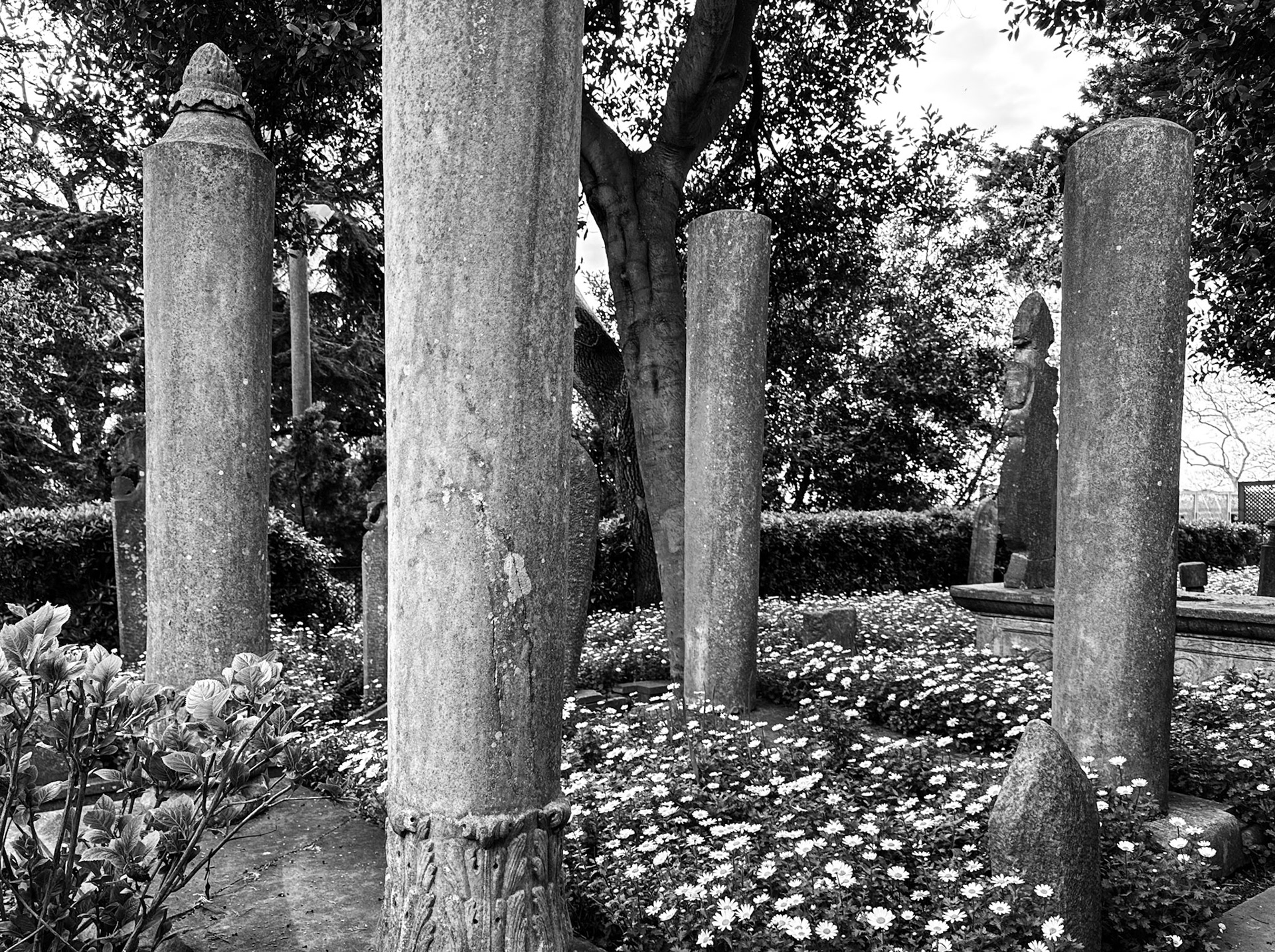 Hazrat Yuşa tomb: Ottoman graveyard